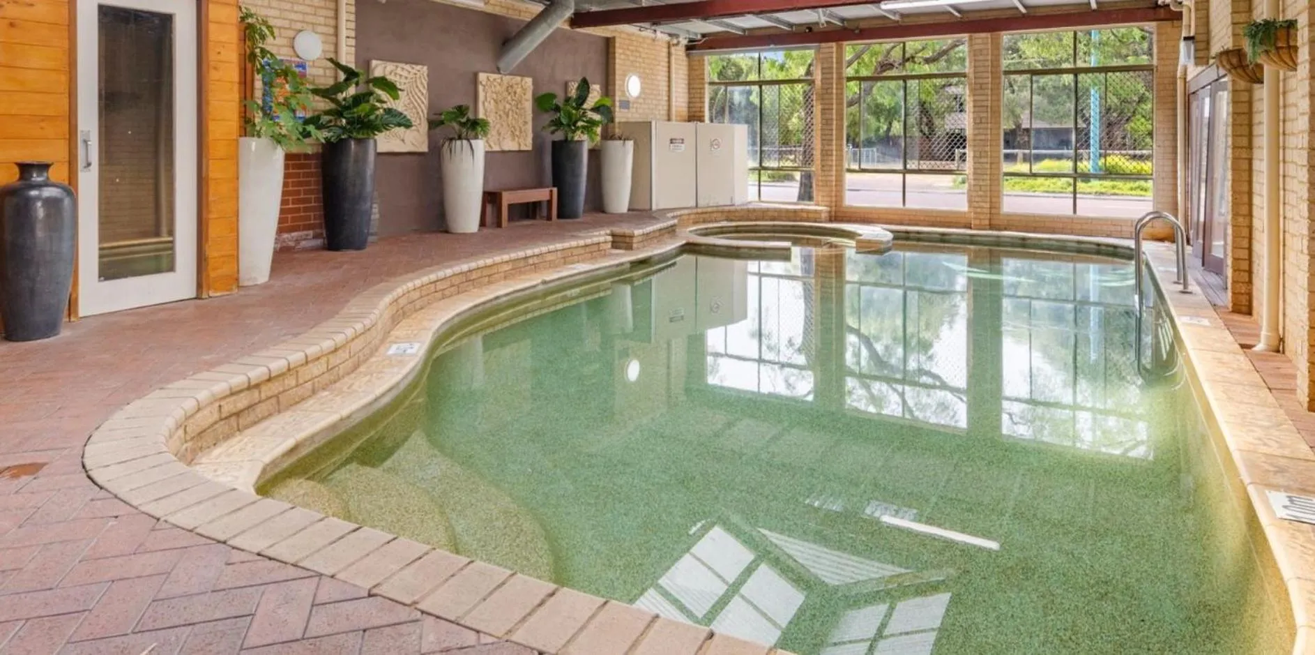 Swimming pool in Dunn Bay Village Resort Homes