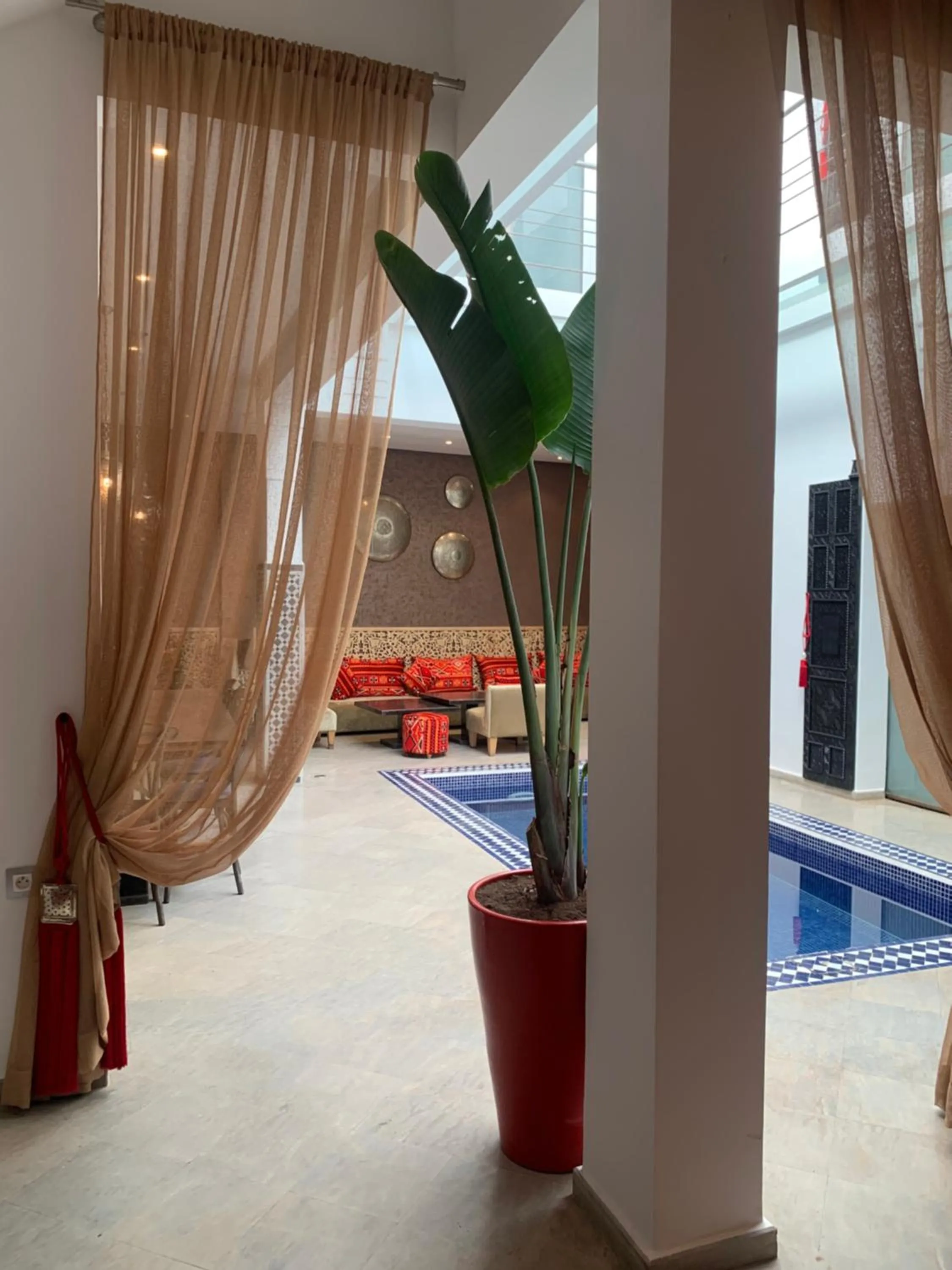 Pool view, Bed in RIAD LE PATIO ROMANTIQUE