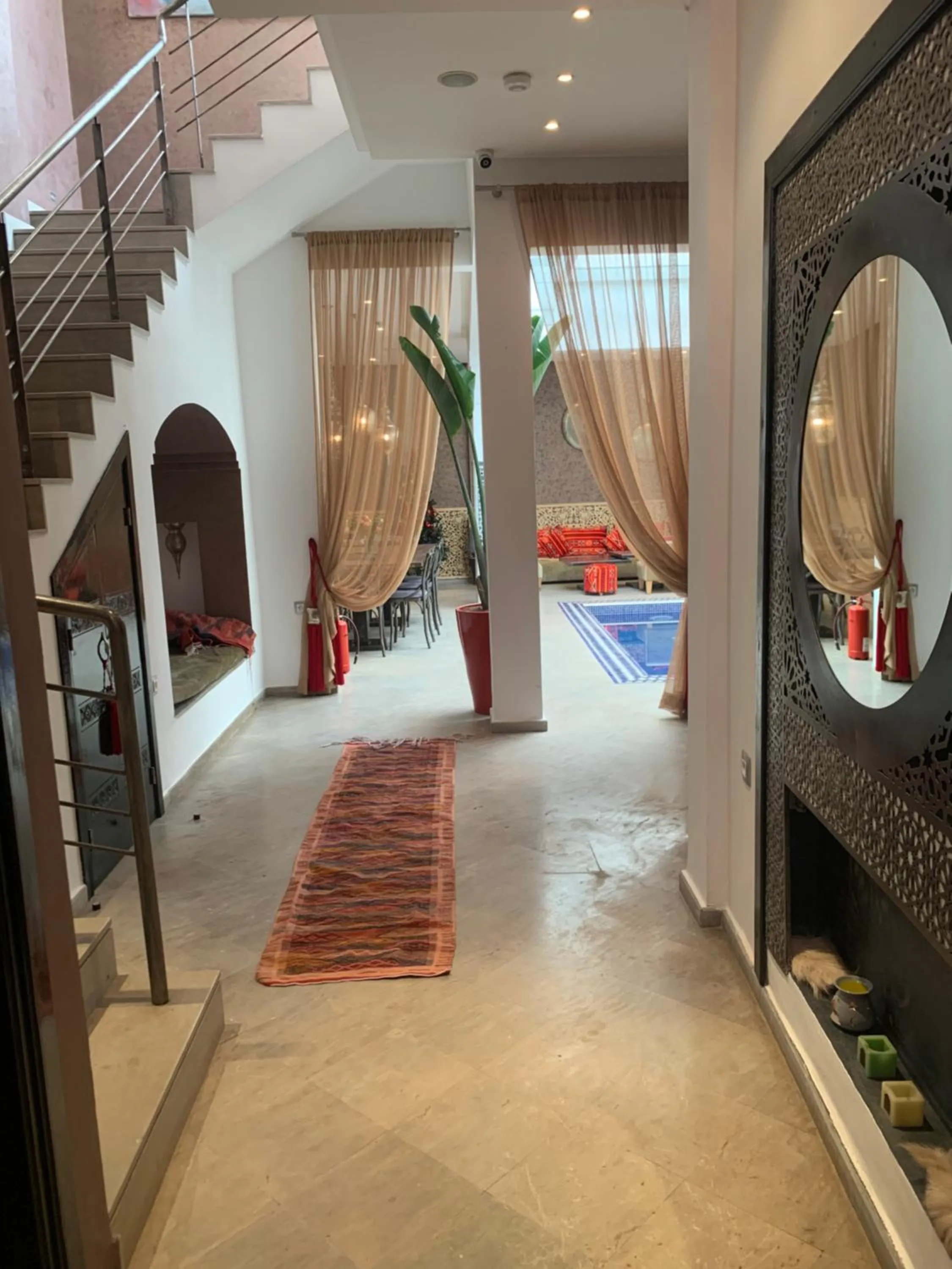 View (from property/room), Bed in RIAD LE PATIO ROMANTIQUE