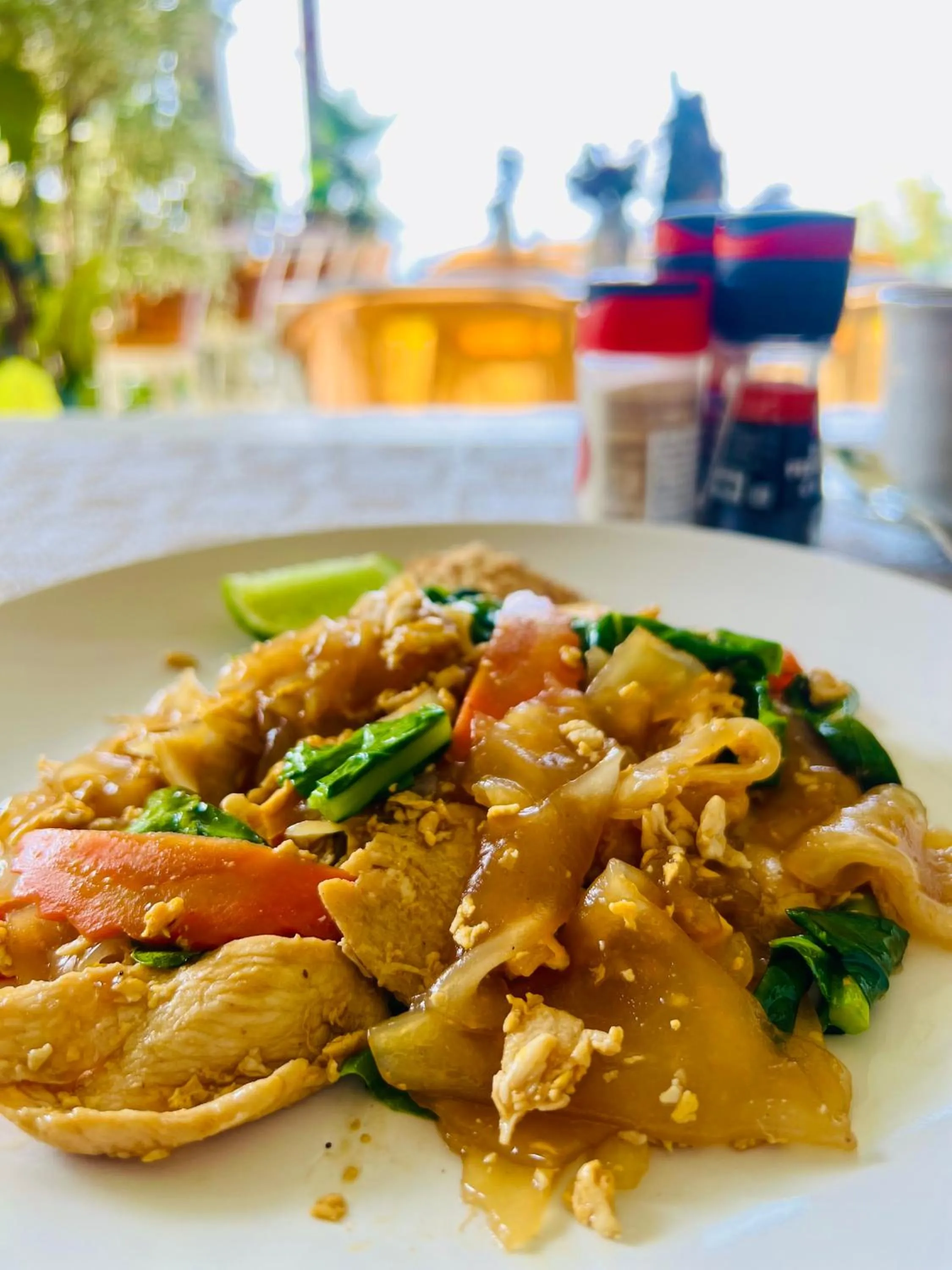 Restaurant/places to eat in Tantawan sea view residence 山海居