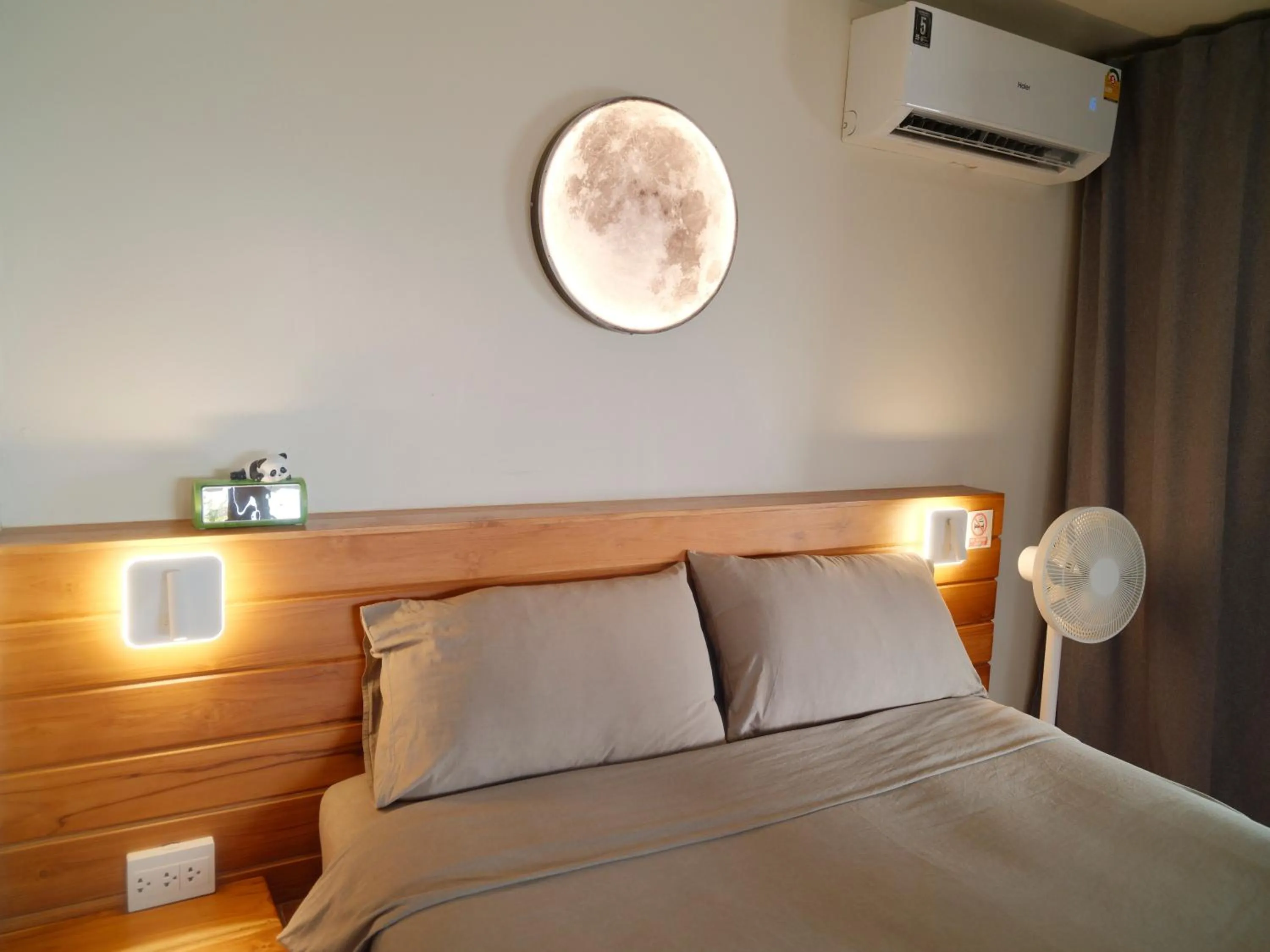 Bed in Tantawan sea view residence 山海居