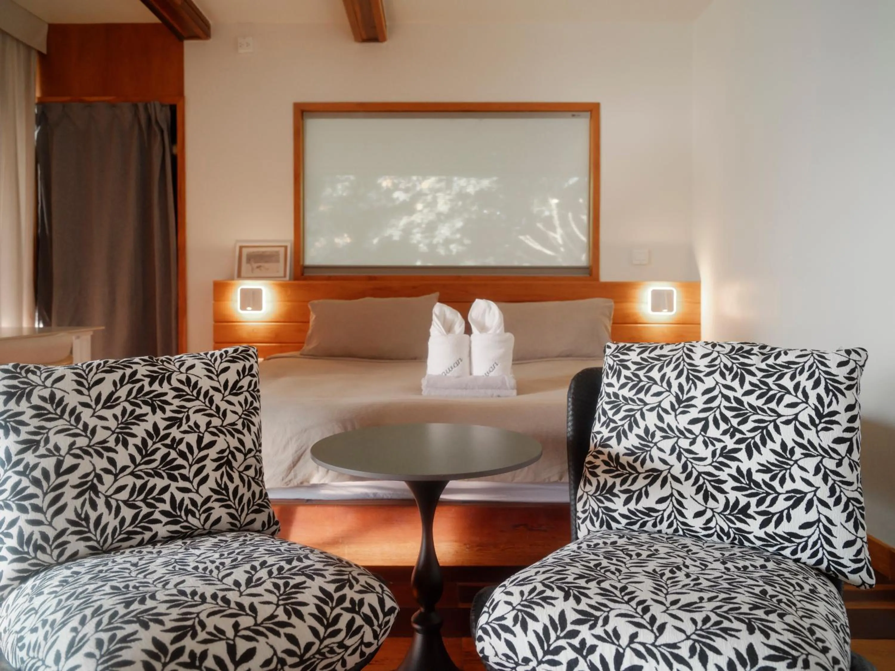 Living room in Tantawan sea view residence 山海居