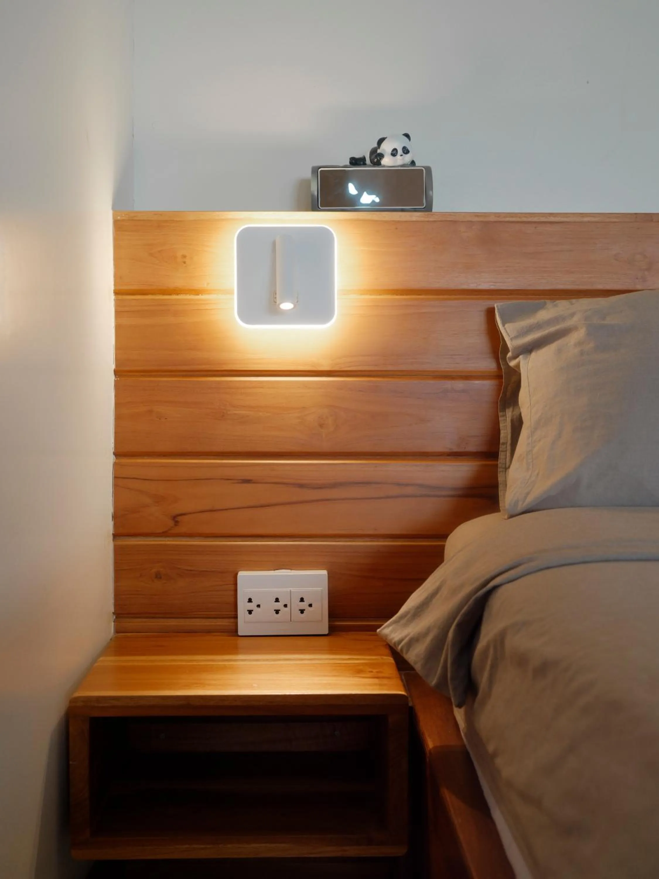 Bed in Tantawan sea view residence 山海居