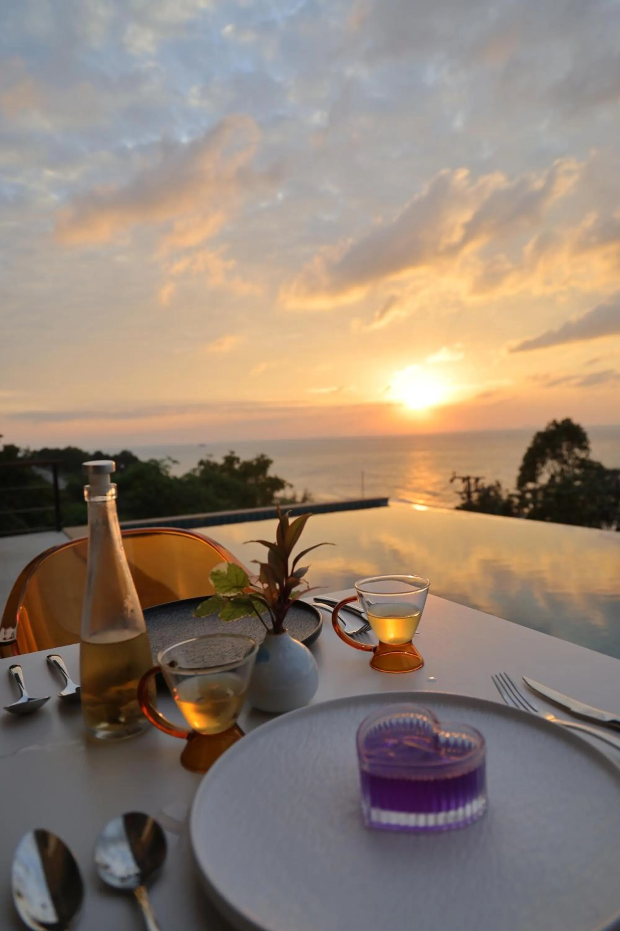 Day in Tantawan sea view residence 山海居