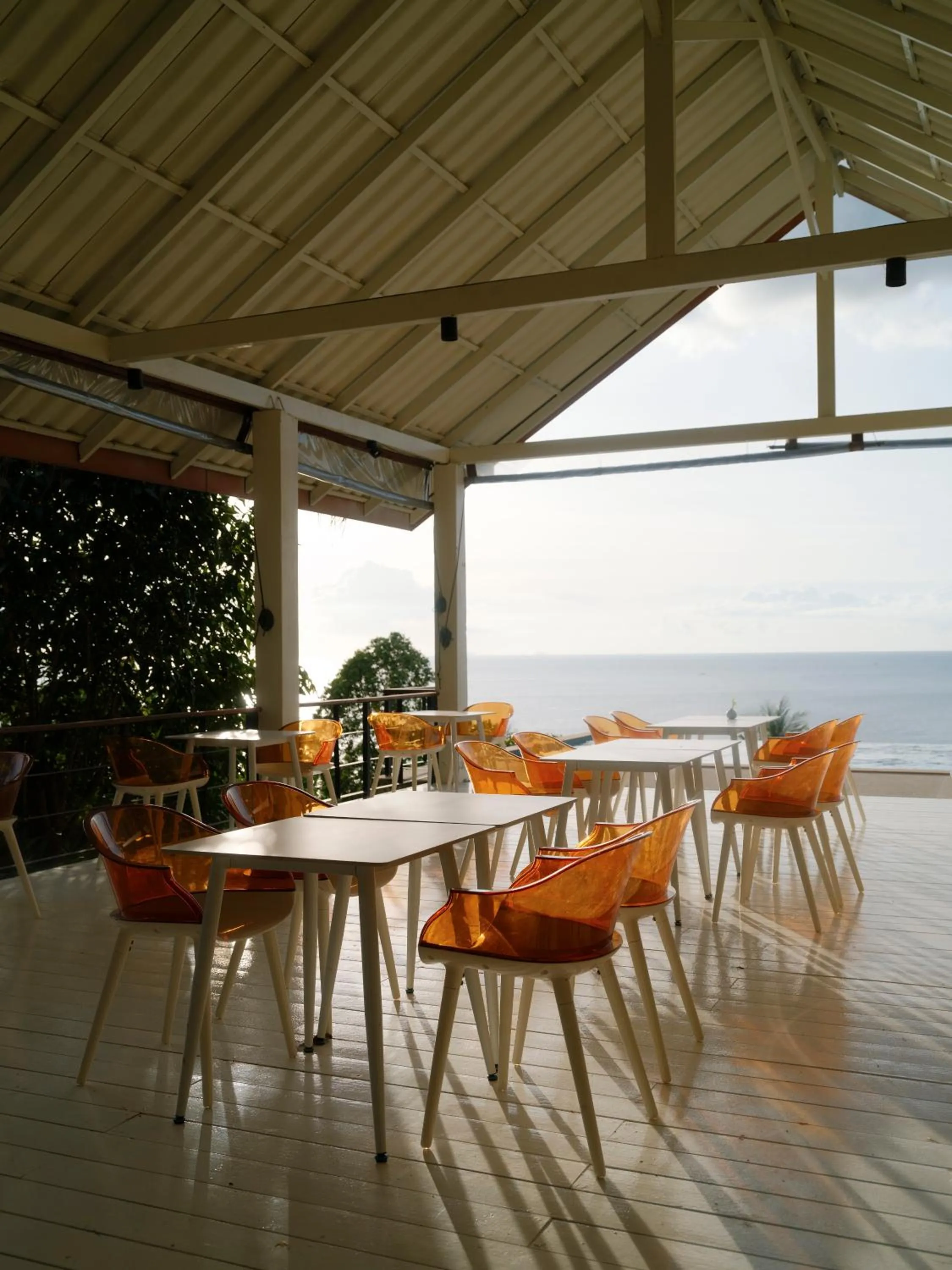 Day in Tantawan sea view residence 山海居