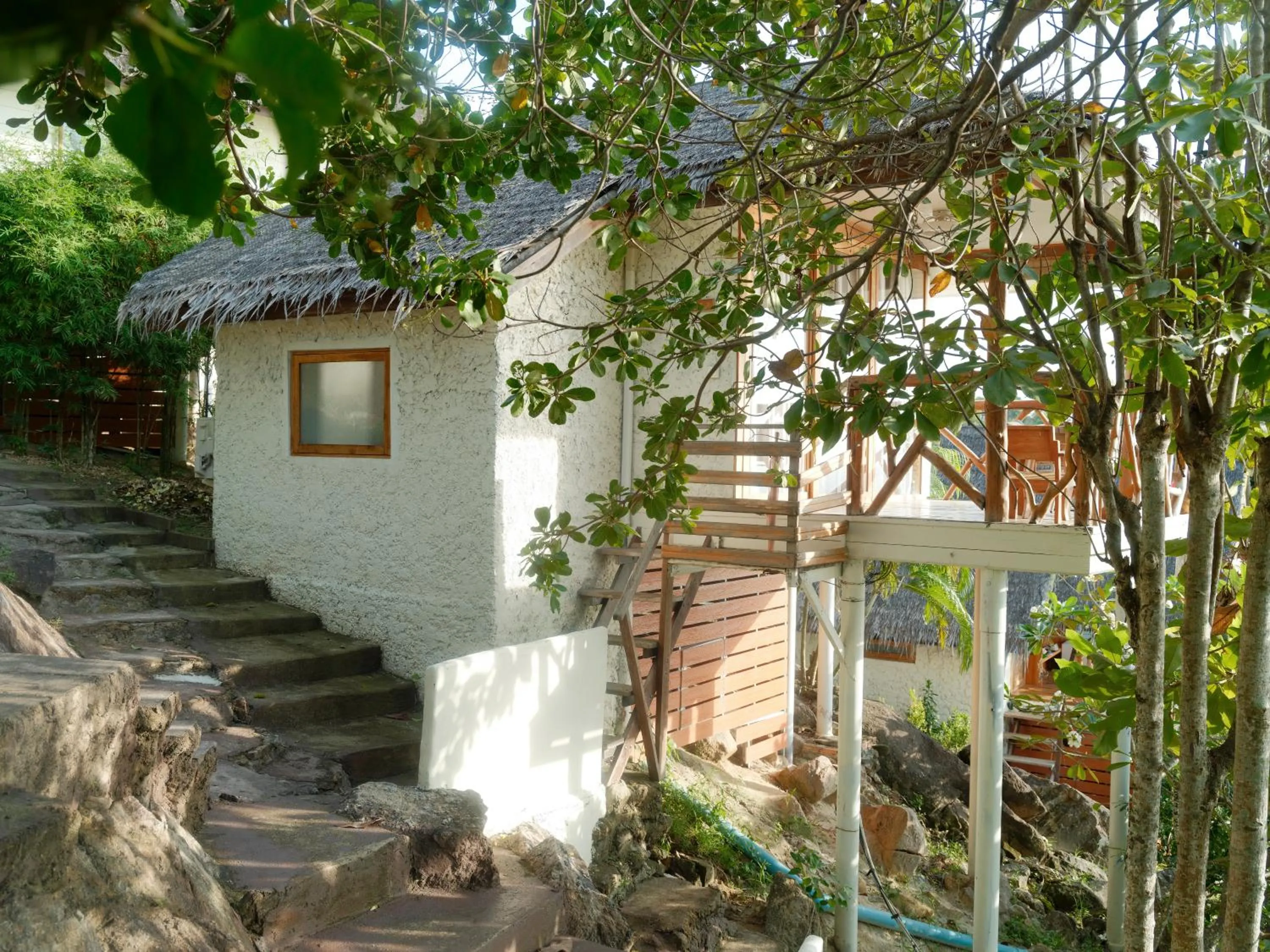 Property building in Tantawan sea view residence 山海居