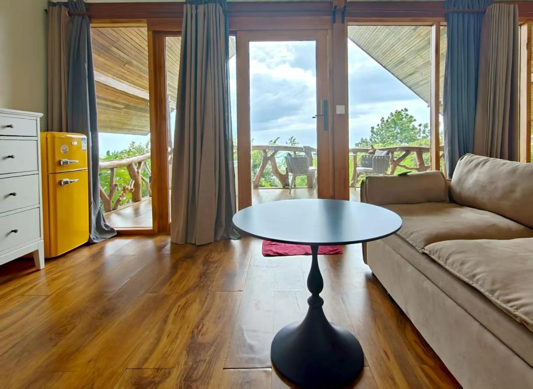 Tantawan sea view residence 山海居