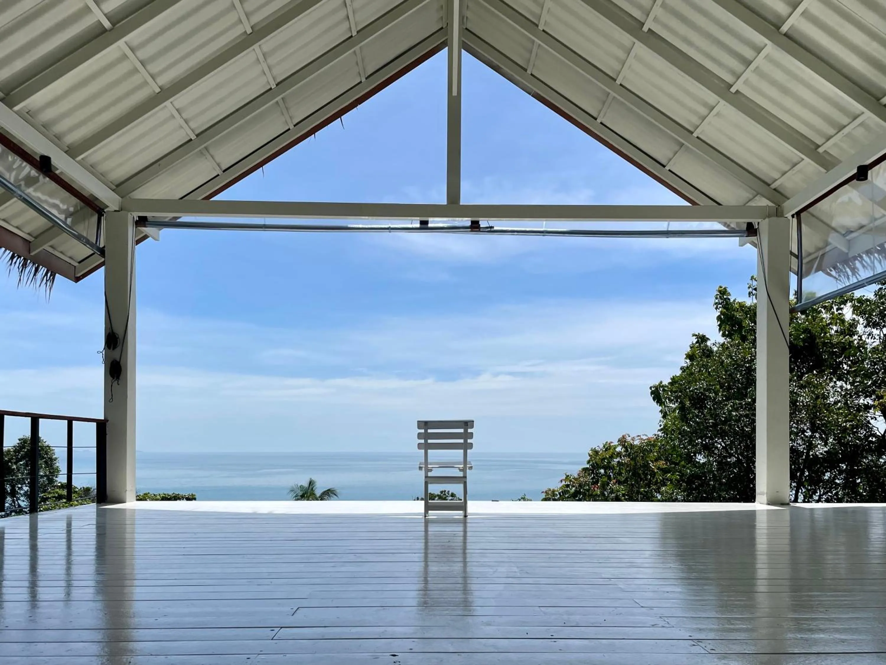 Patio in Tantawan sea view residence 山海居