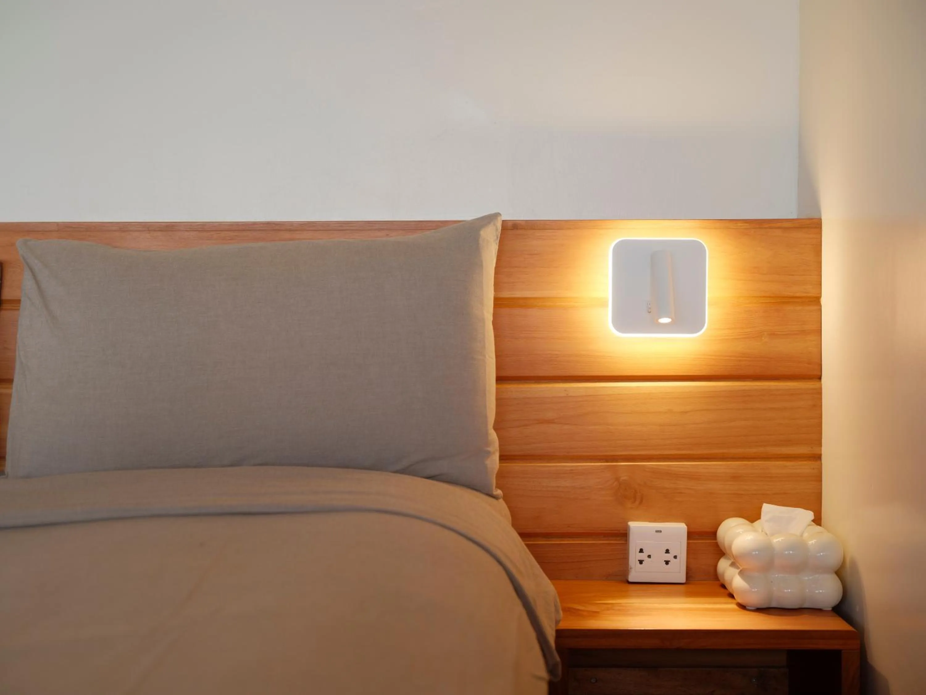 Bed in Tantawan sea view residence 山海居