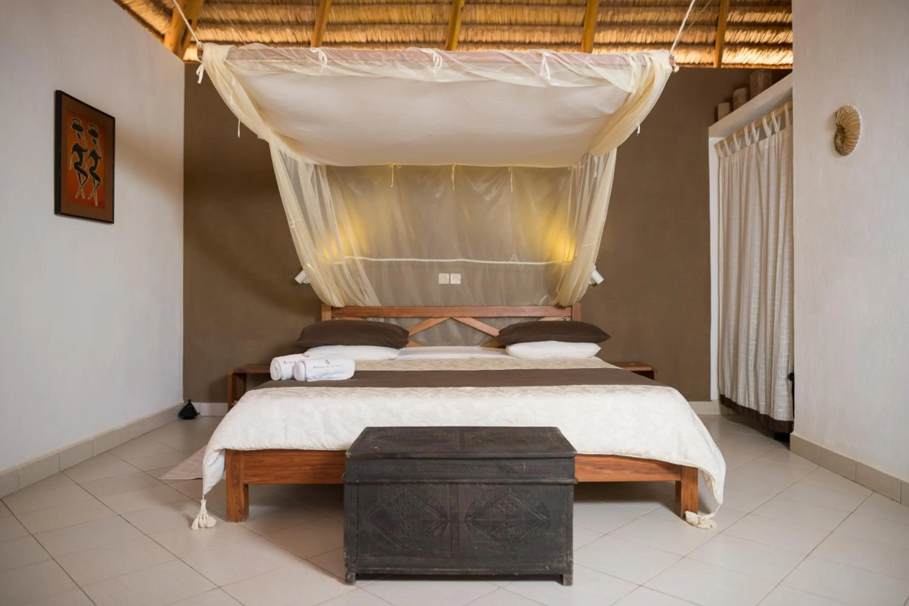 Photo of the whole room, Bed in Auberge de la Table