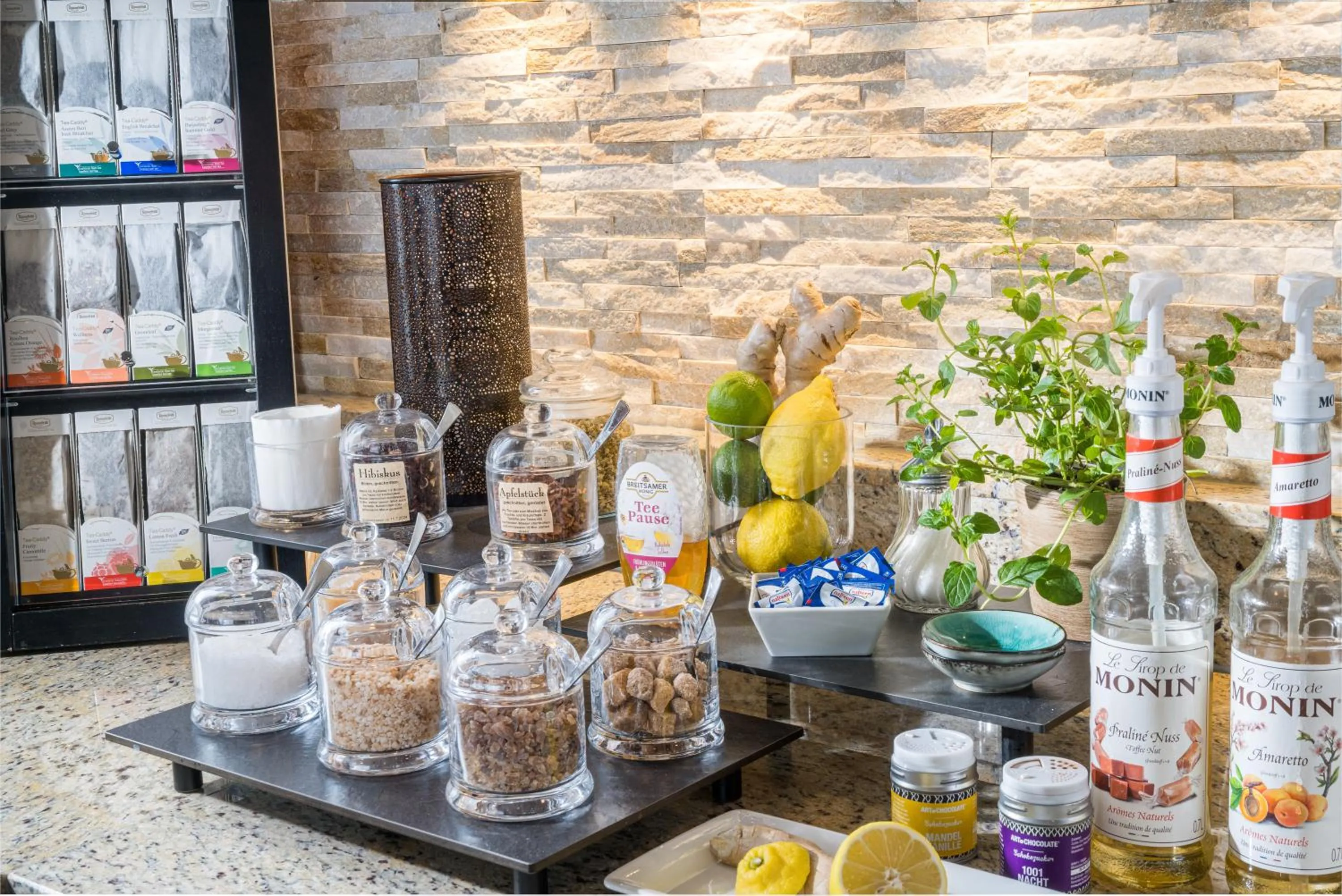 Buffet breakfast in Hotel Zur Schmiede