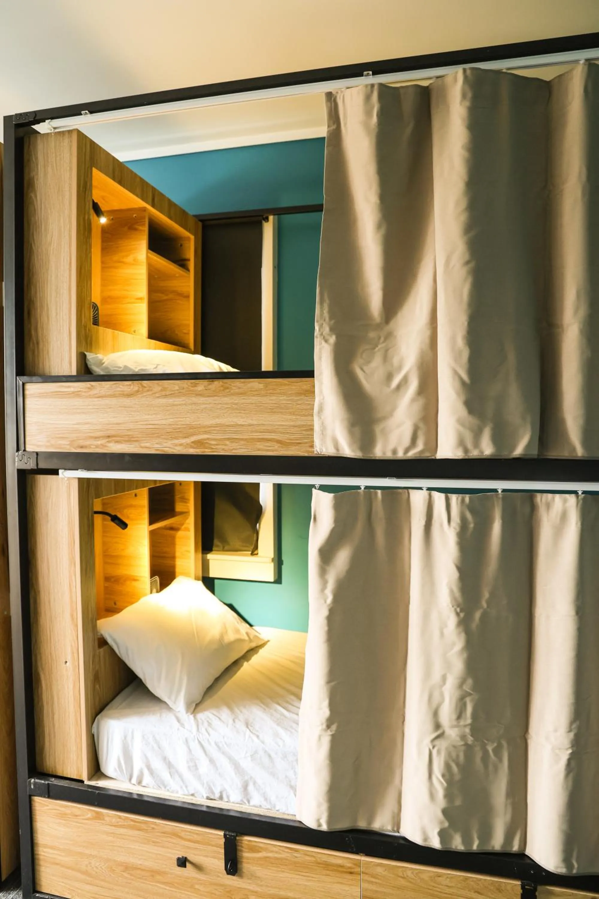 Bed in Crashpalace Backpackers