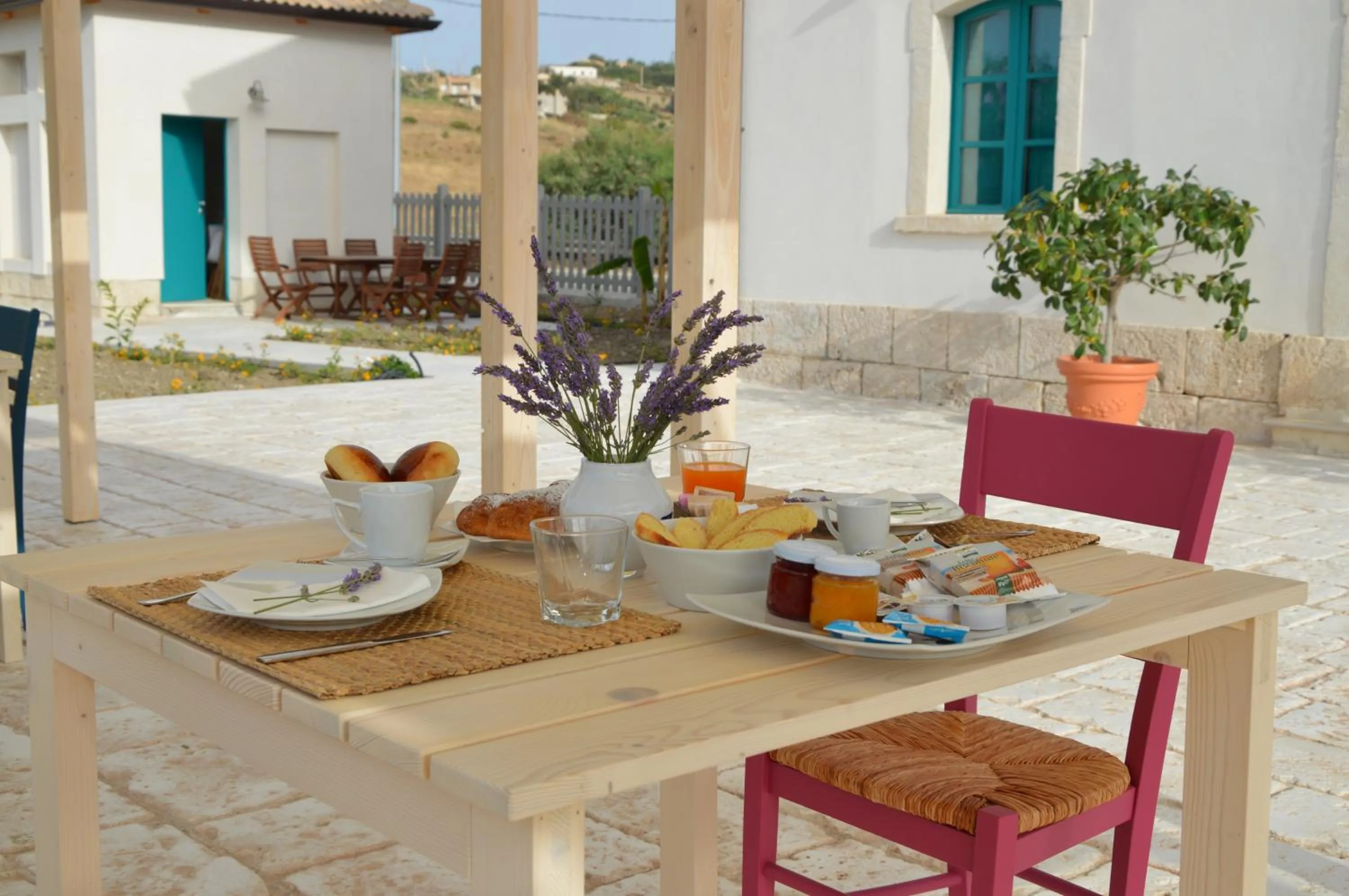 Food and drinks in B&B Fermata 106 da Carolina