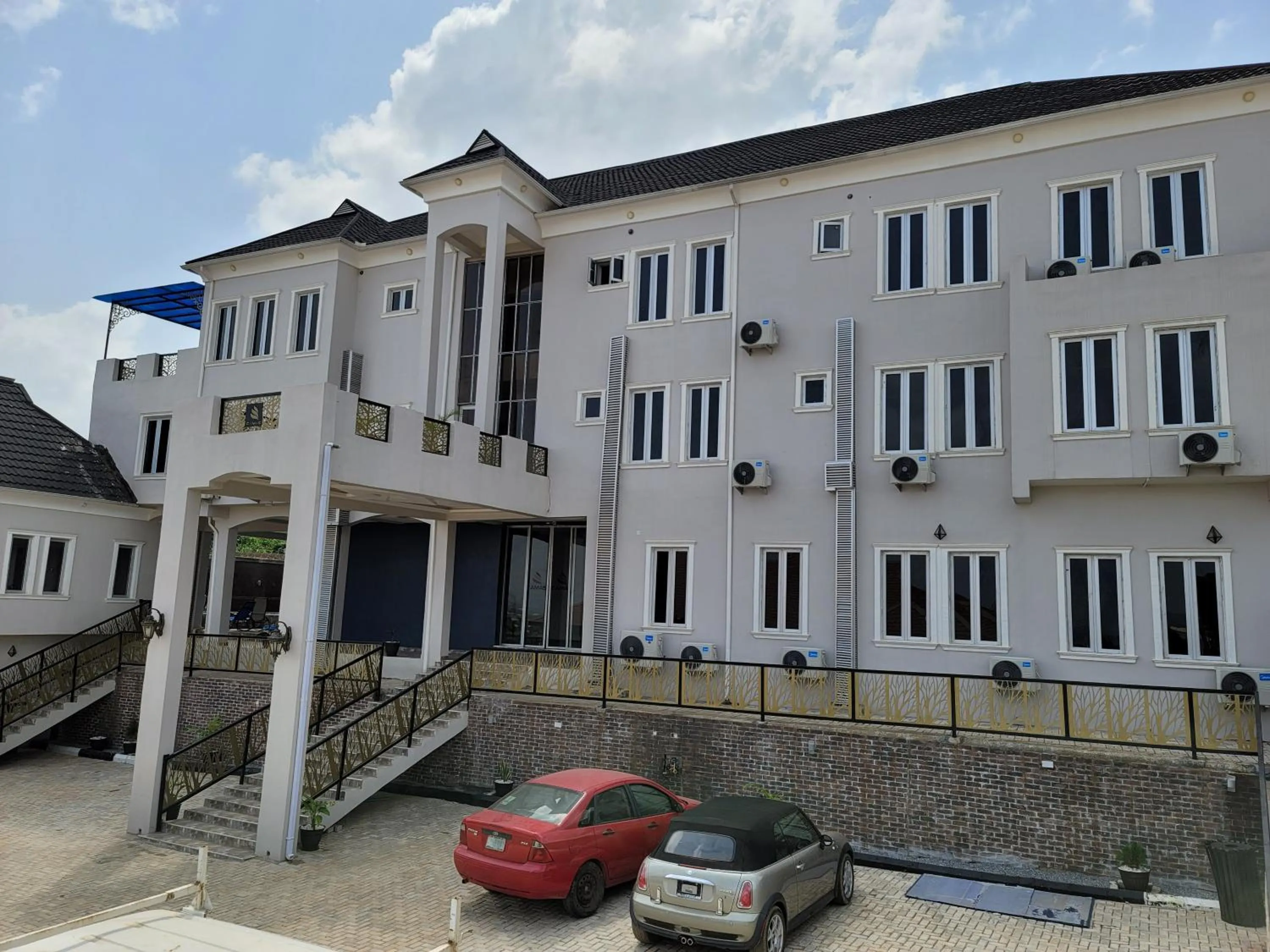 Camas Hotel & Suite Asero Abeokuta