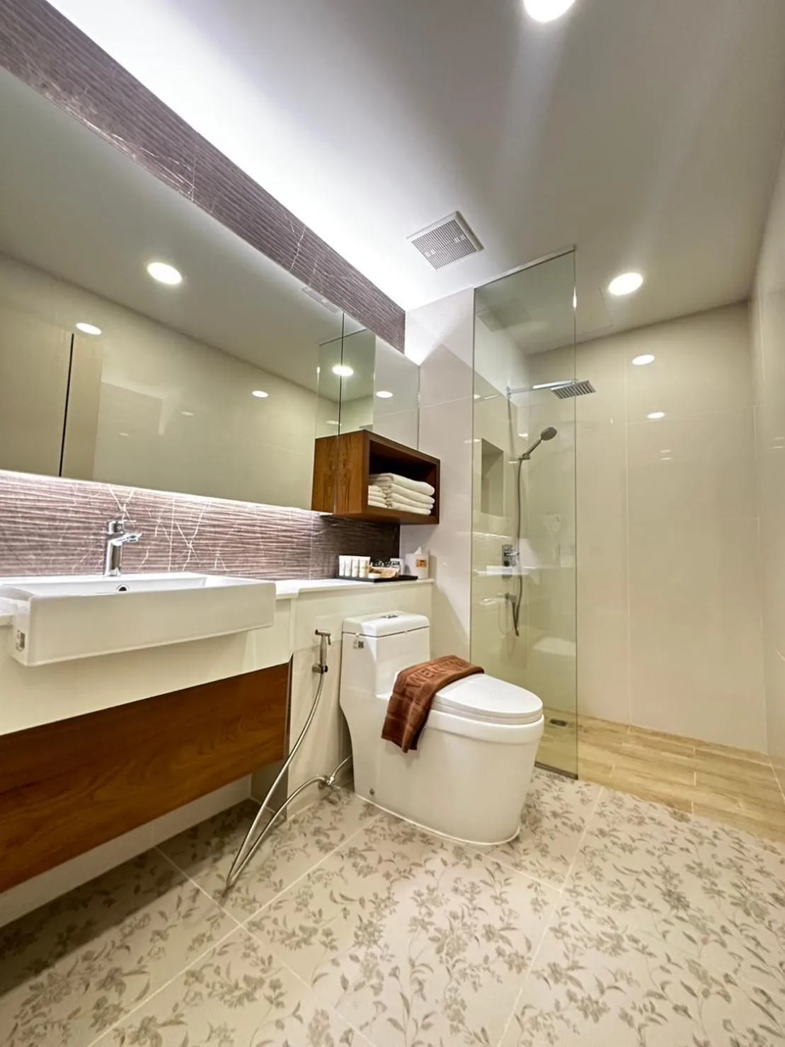 Bathroom in River Tree Resort