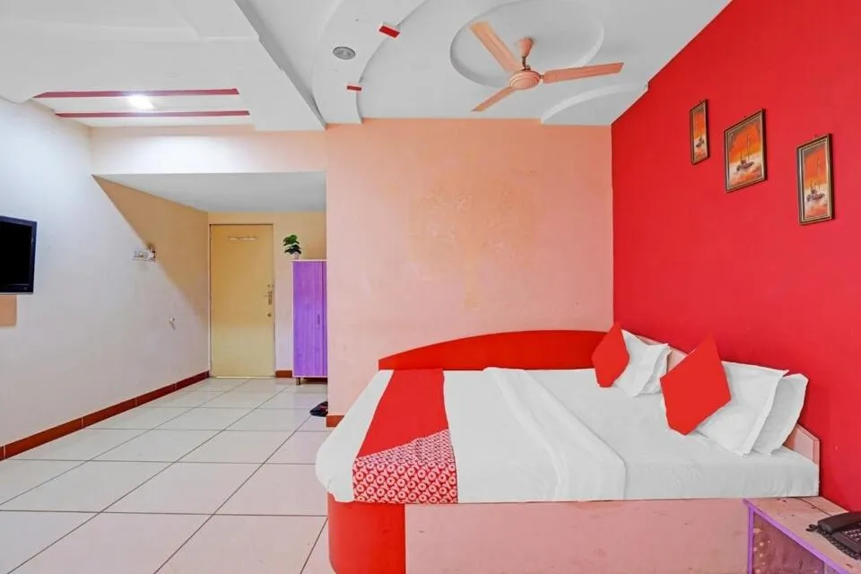 Bedroom, Bed in Hotel Velvet