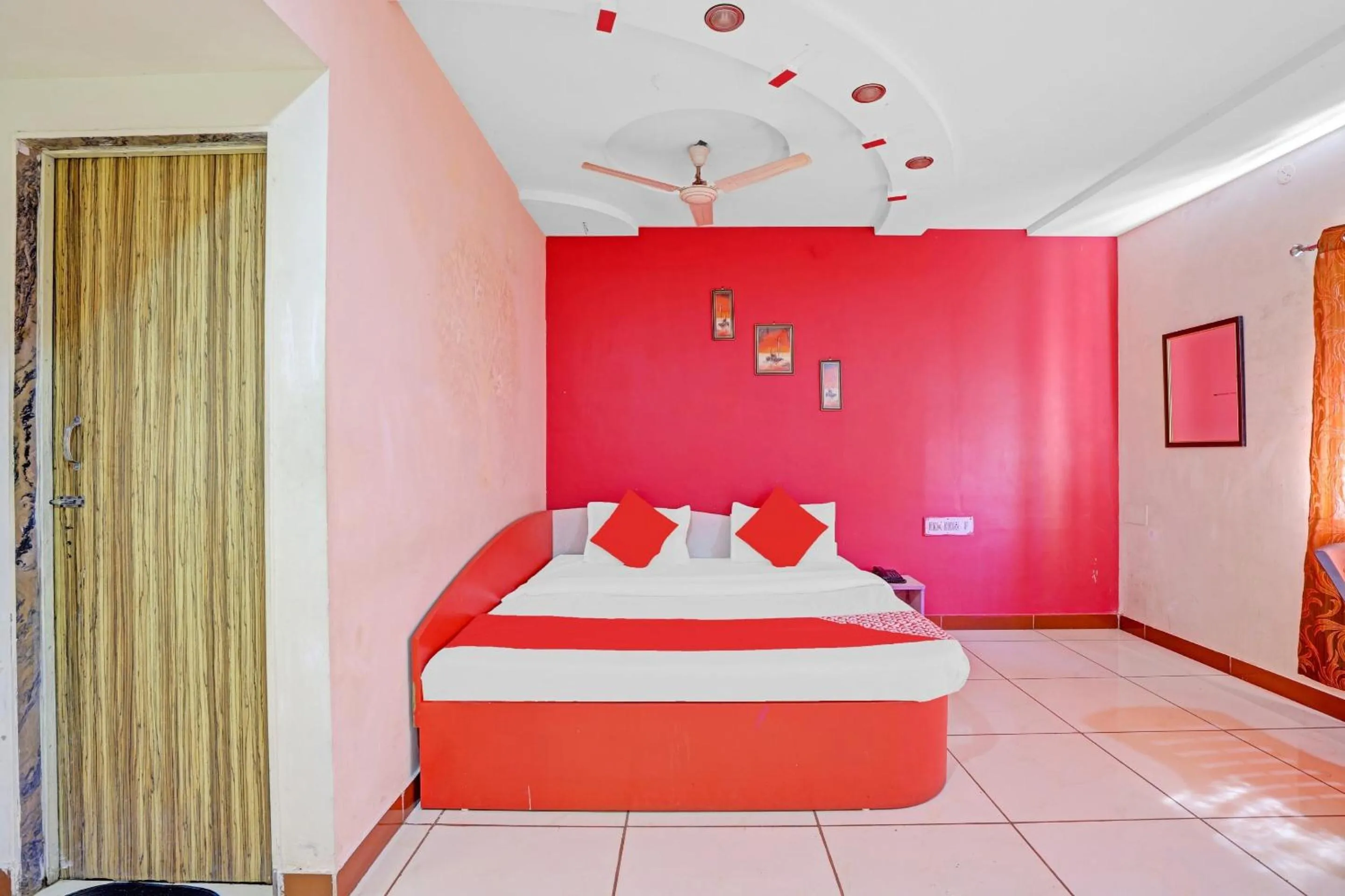 Bedroom, Bed in Hotel Velvet