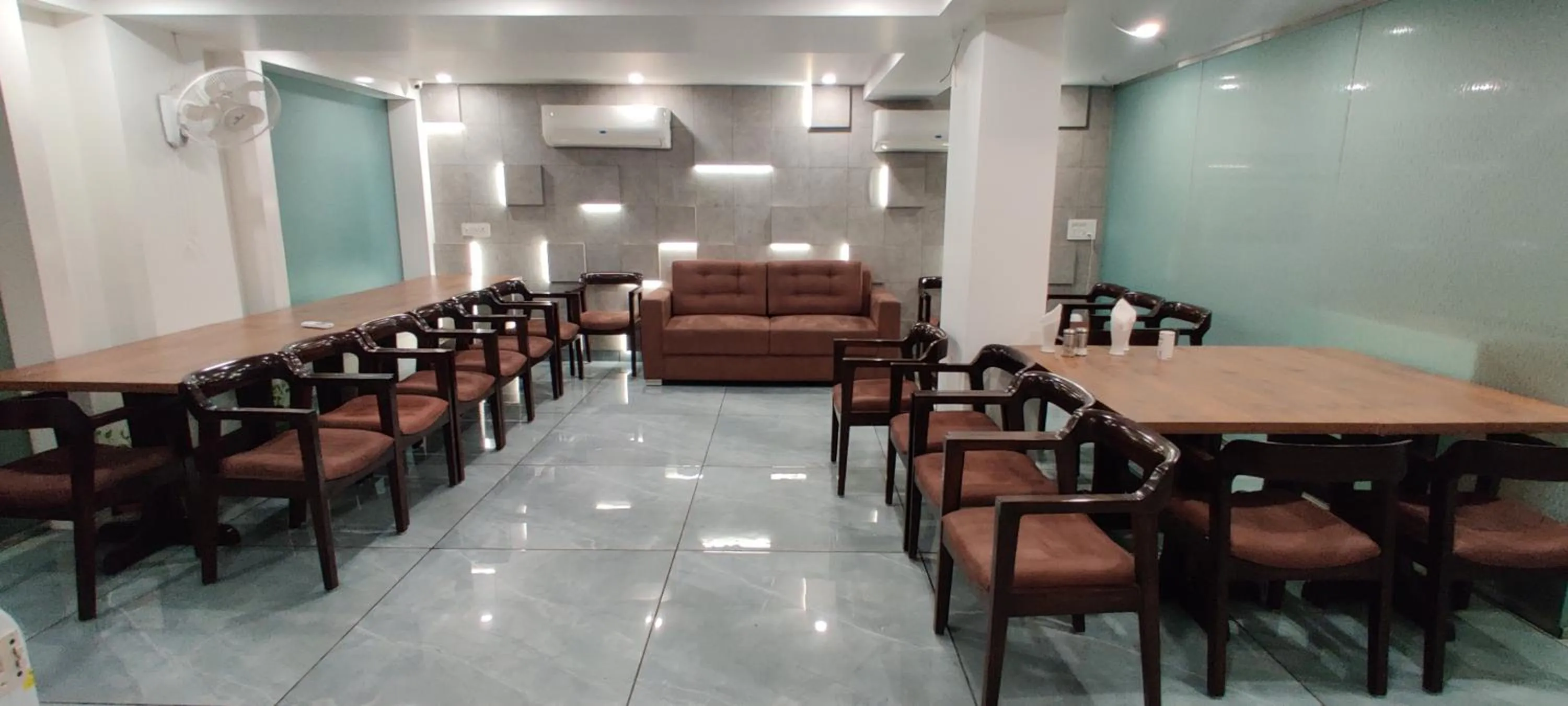 Hotel Keshav Residency - Medicity Gurugram, near Medanta Hospital
