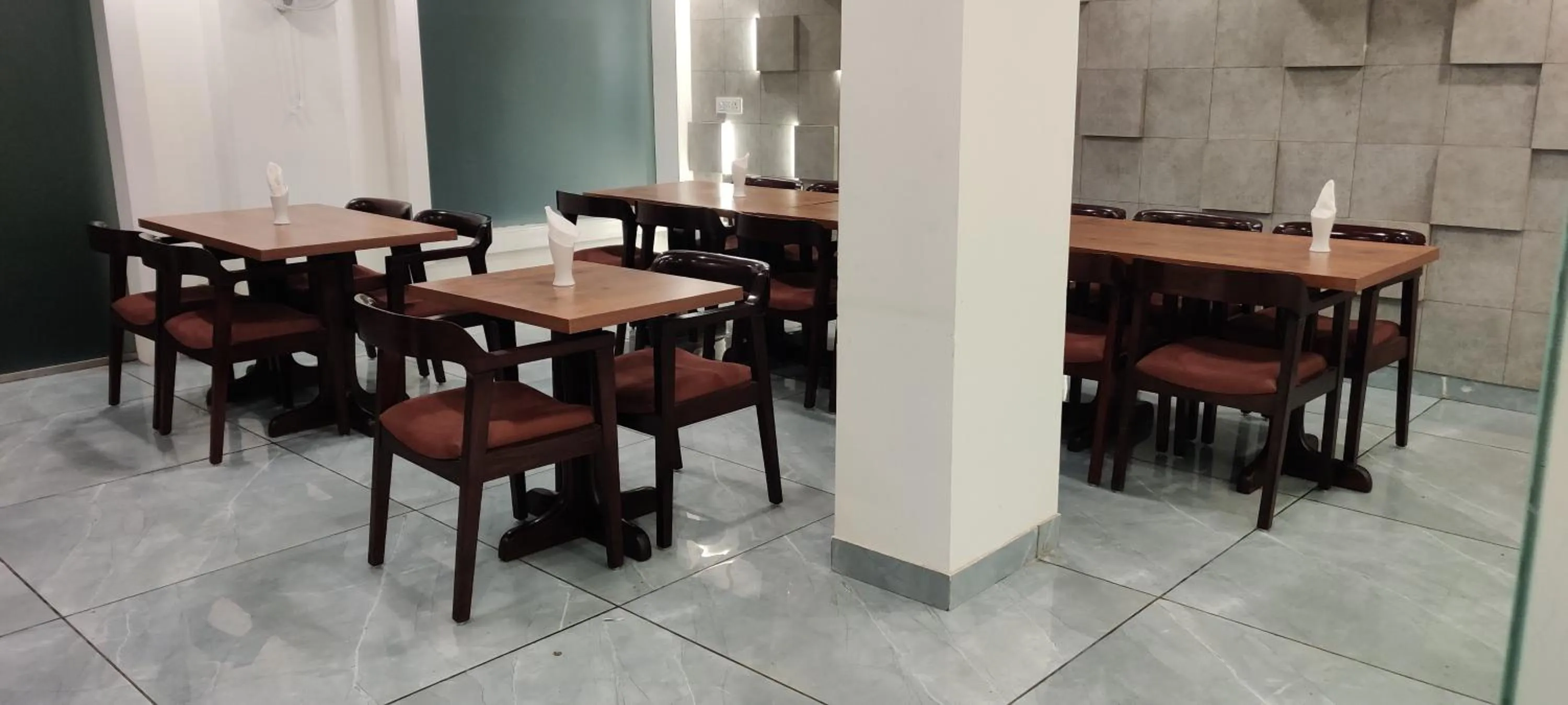 Hotel Keshav Residency - Medicity Gurugram, near Medanta Hospital