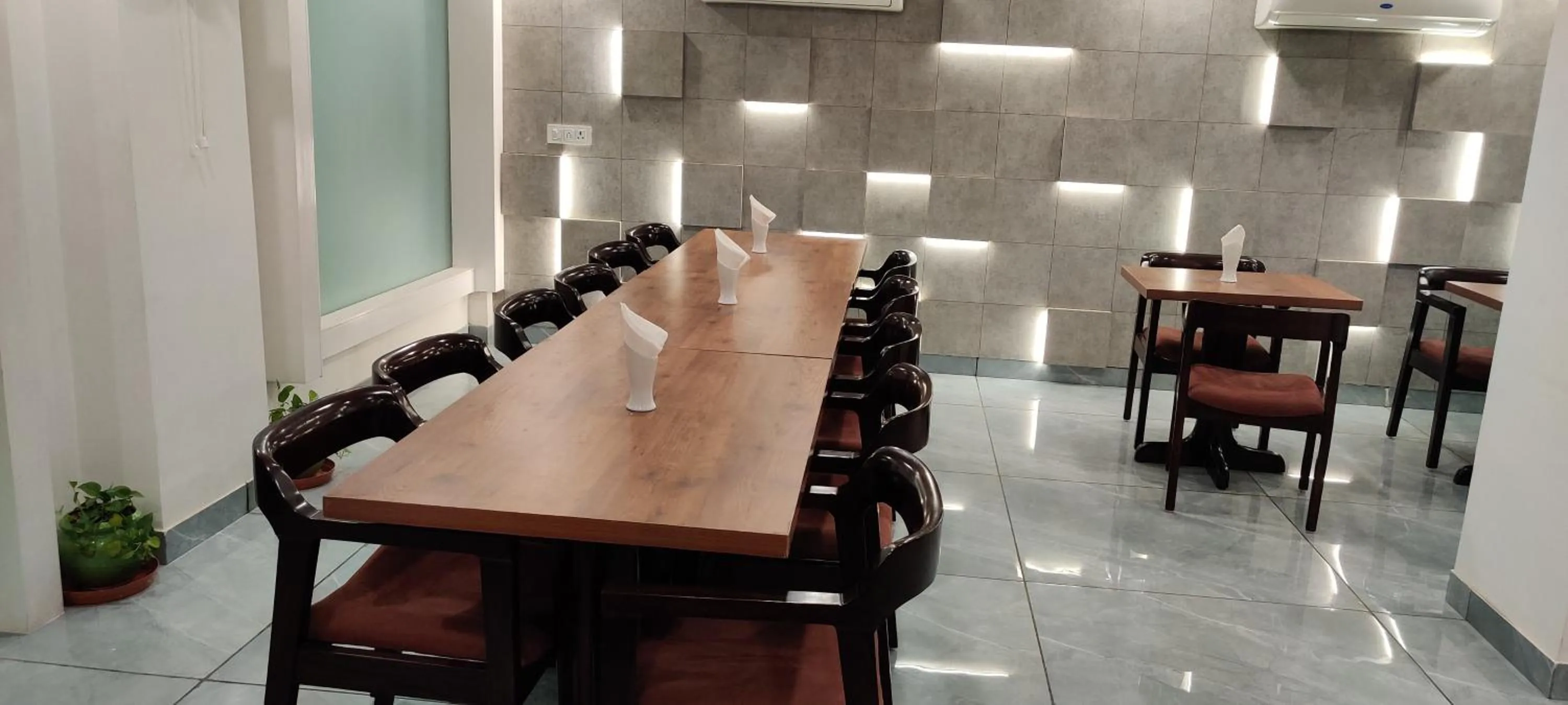 Hotel Keshav Residency - Medicity Gurugram, near Medanta Hospital