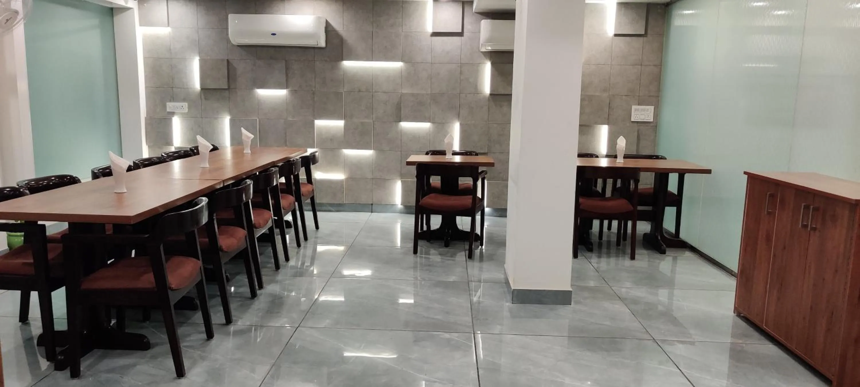 Hotel Keshav Residency - Medicity Gurugram, near Medanta Hospital