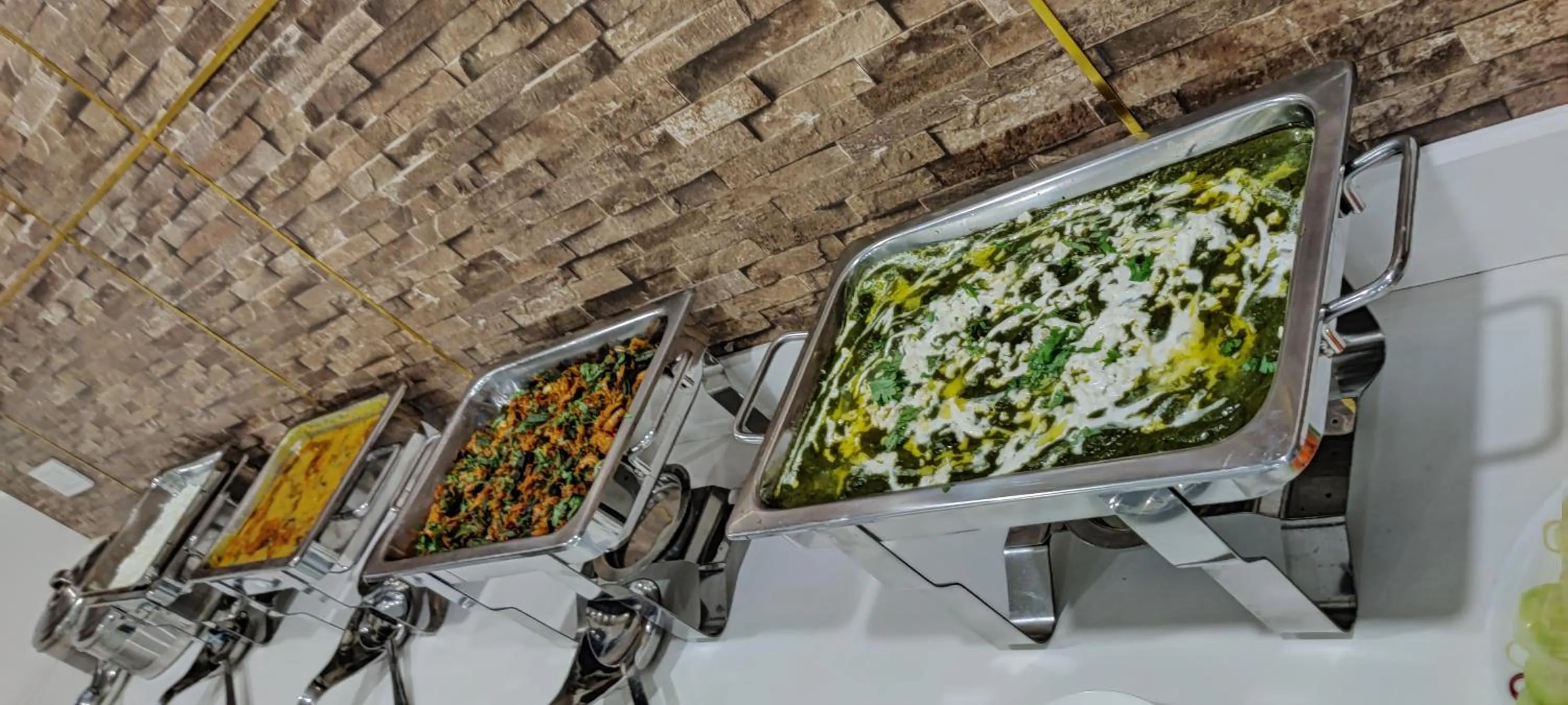 Hotel Keshav Residency - Medicity Gurugram, near Medanta Hospital