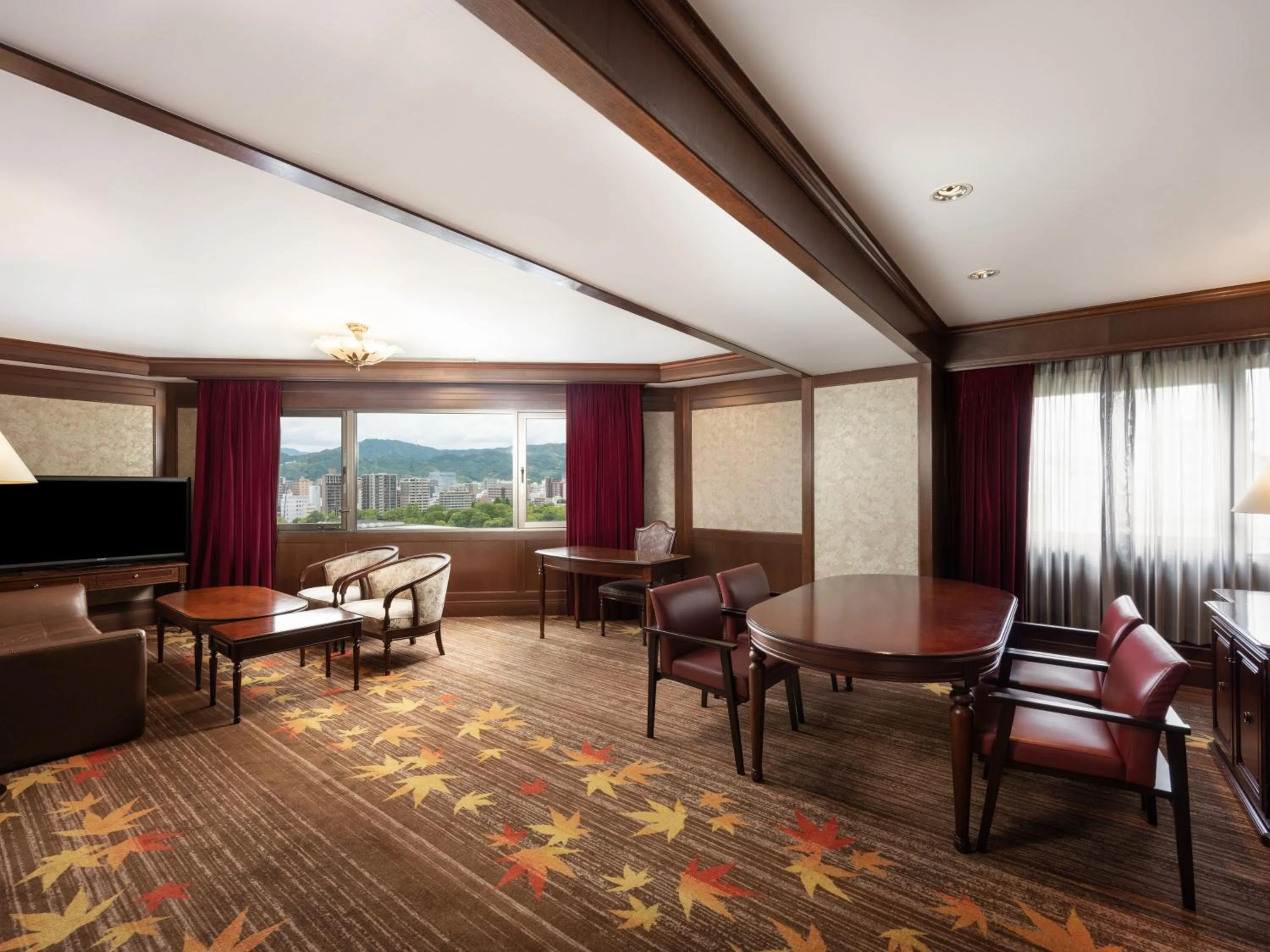 Photo of the whole room, Seating Area in Sotetsu Grand Fresa Hiroshima