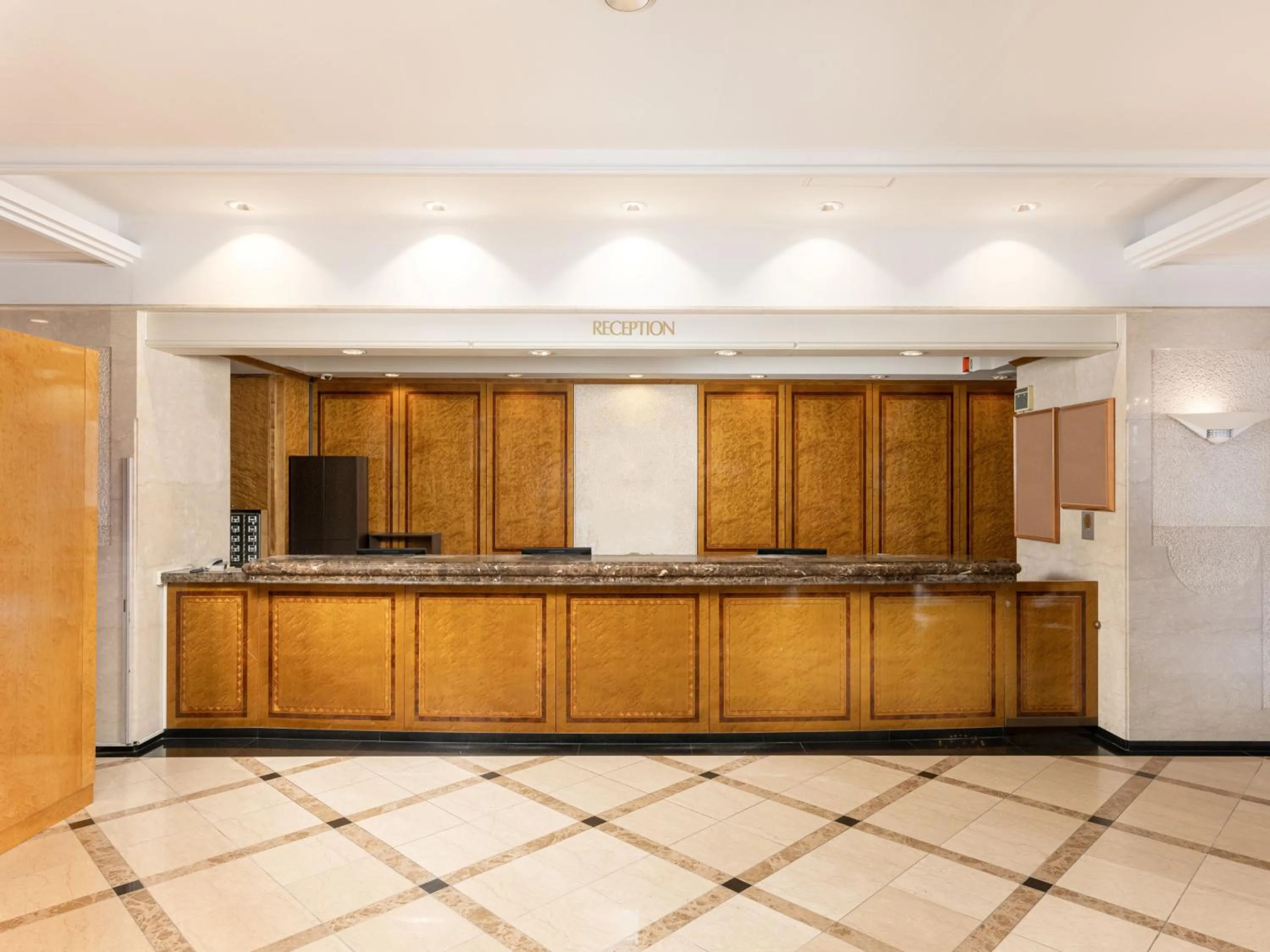 Lobby or reception in HOTEL MYSTAYS Hiroshima Peace Park