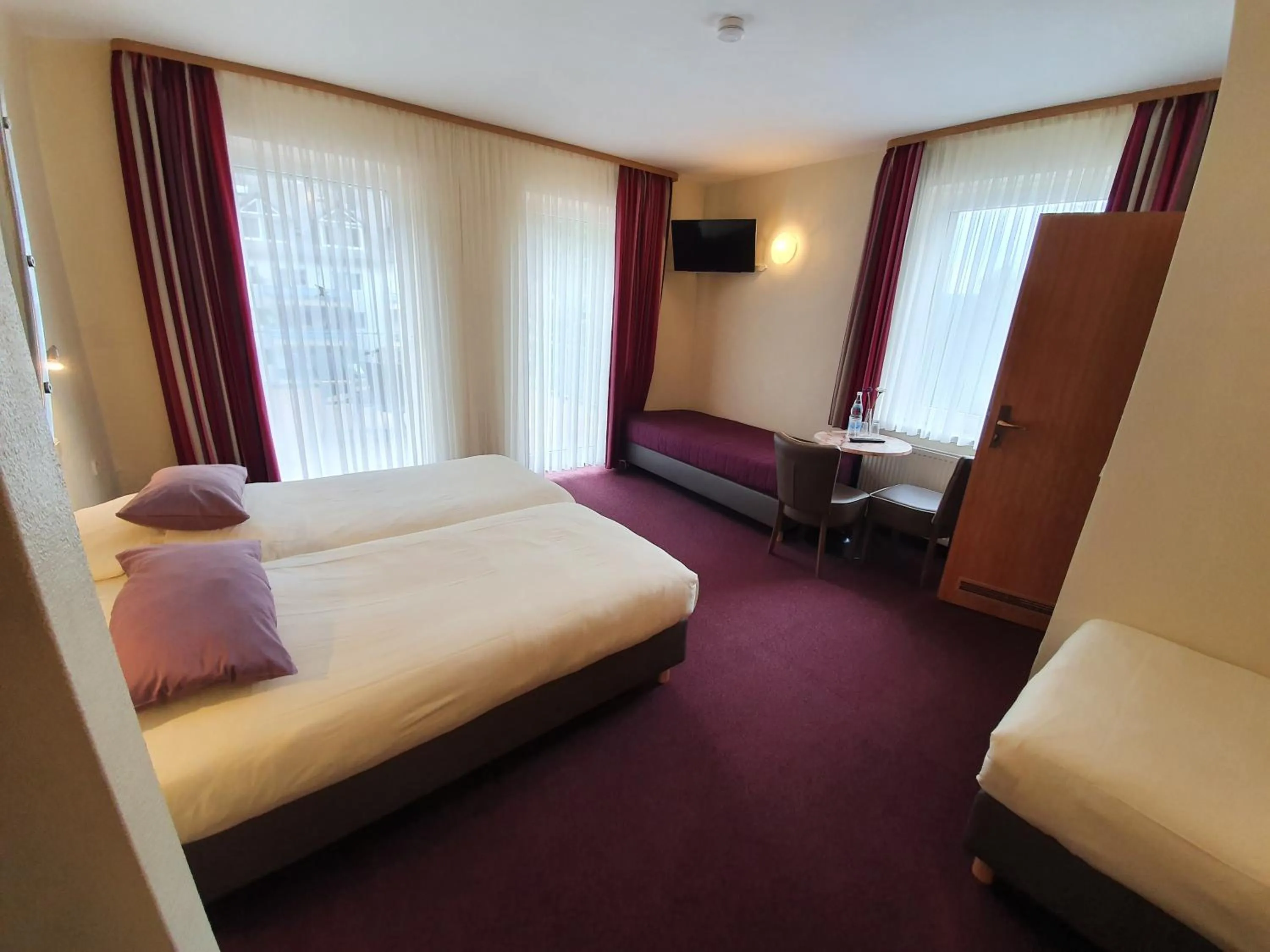 Bed in Hotel Bergschlösschen