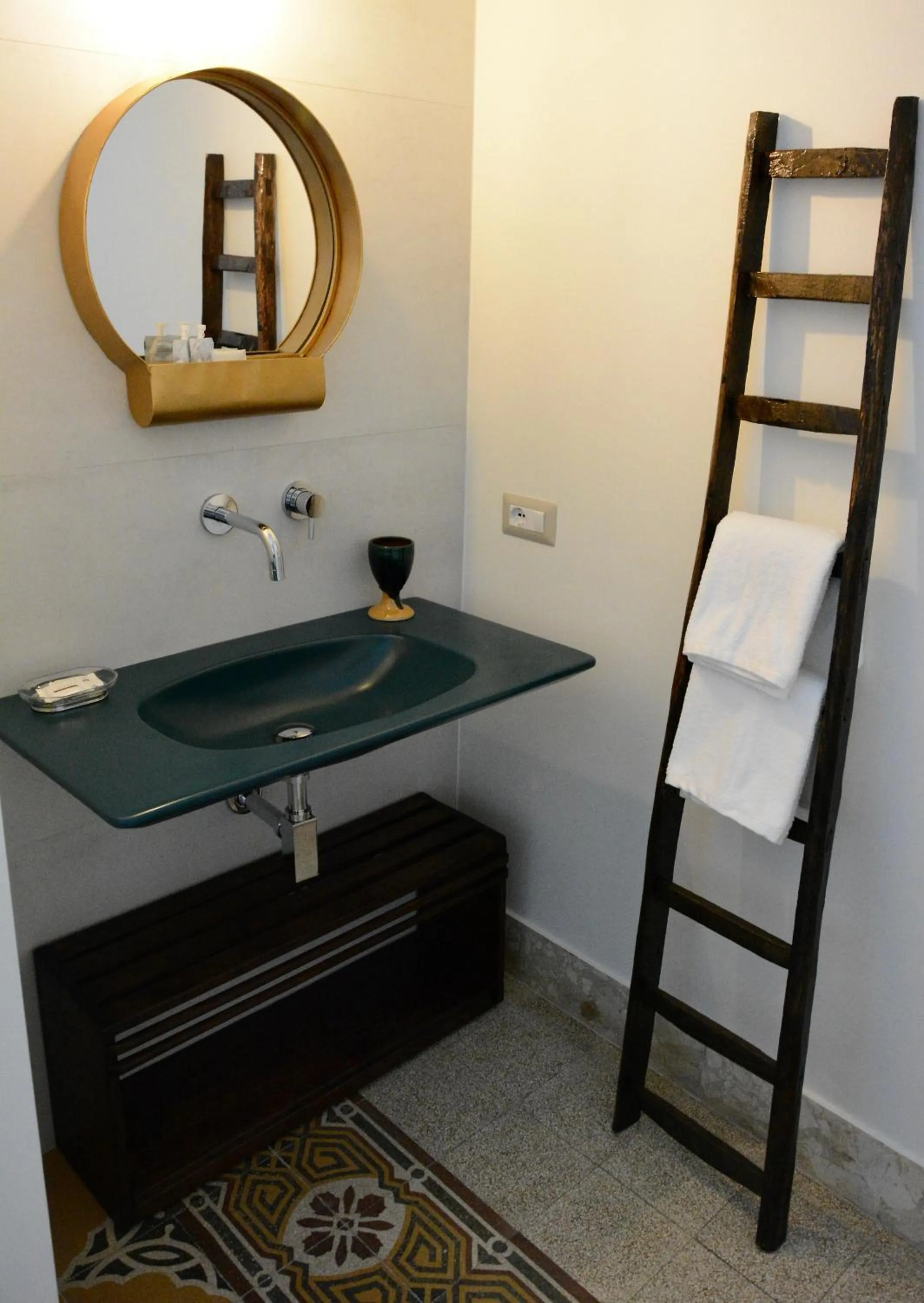 Bathroom in DOMUS ALERIA Deluxe Rooms