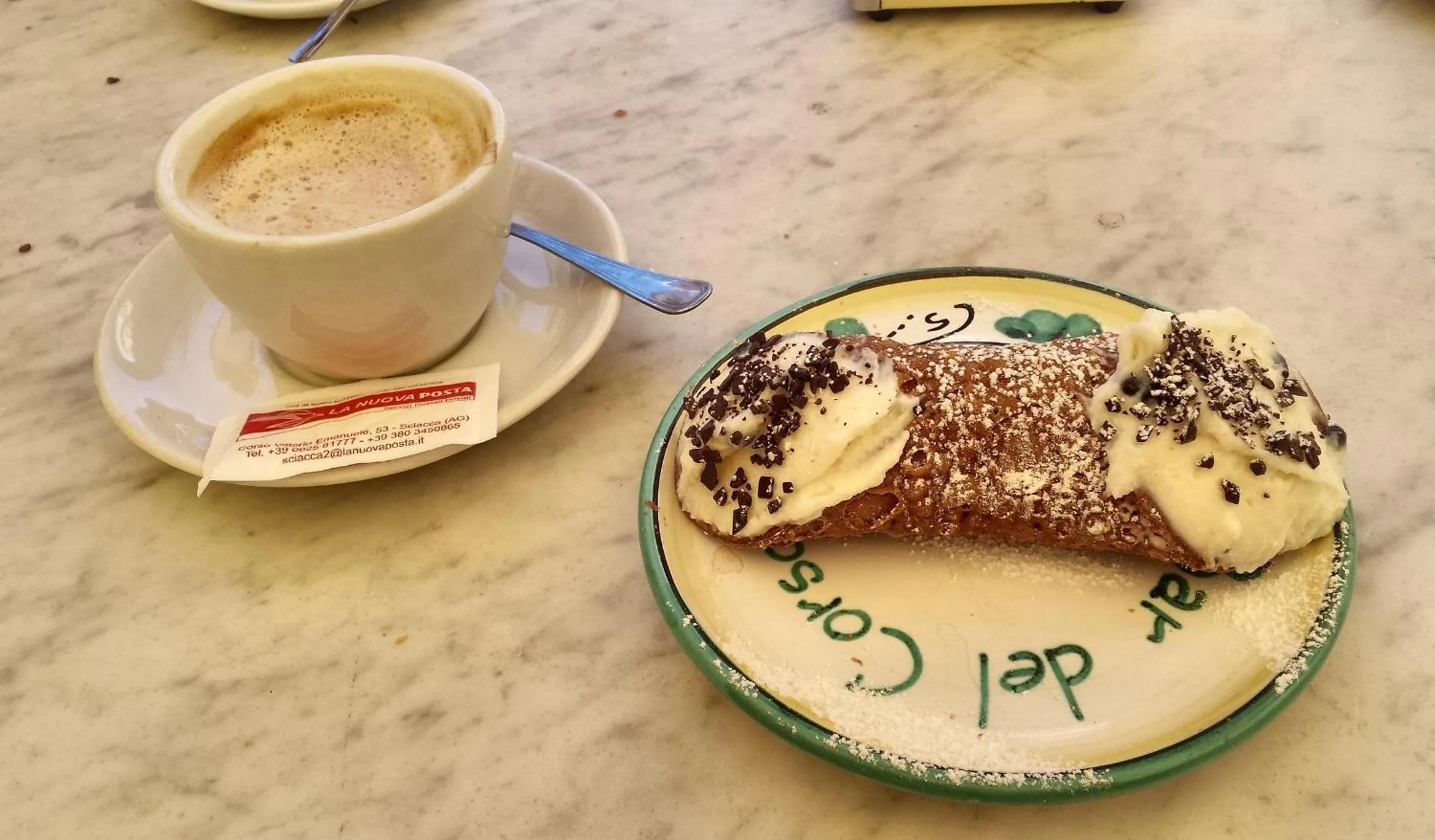 Breakfast in DOMUS ALERIA Deluxe Rooms