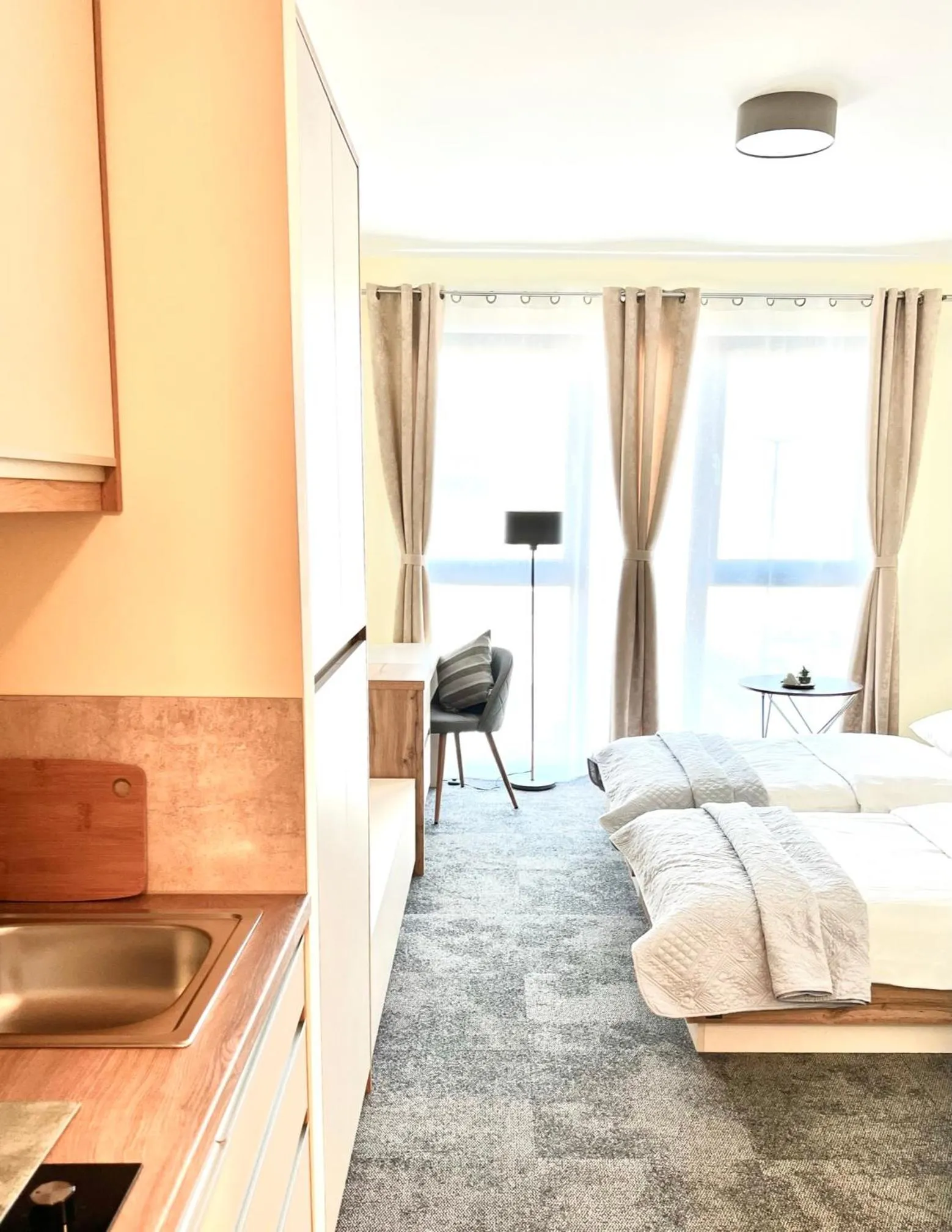 Photo of the whole room, Bed in LikeDaheim Apartments