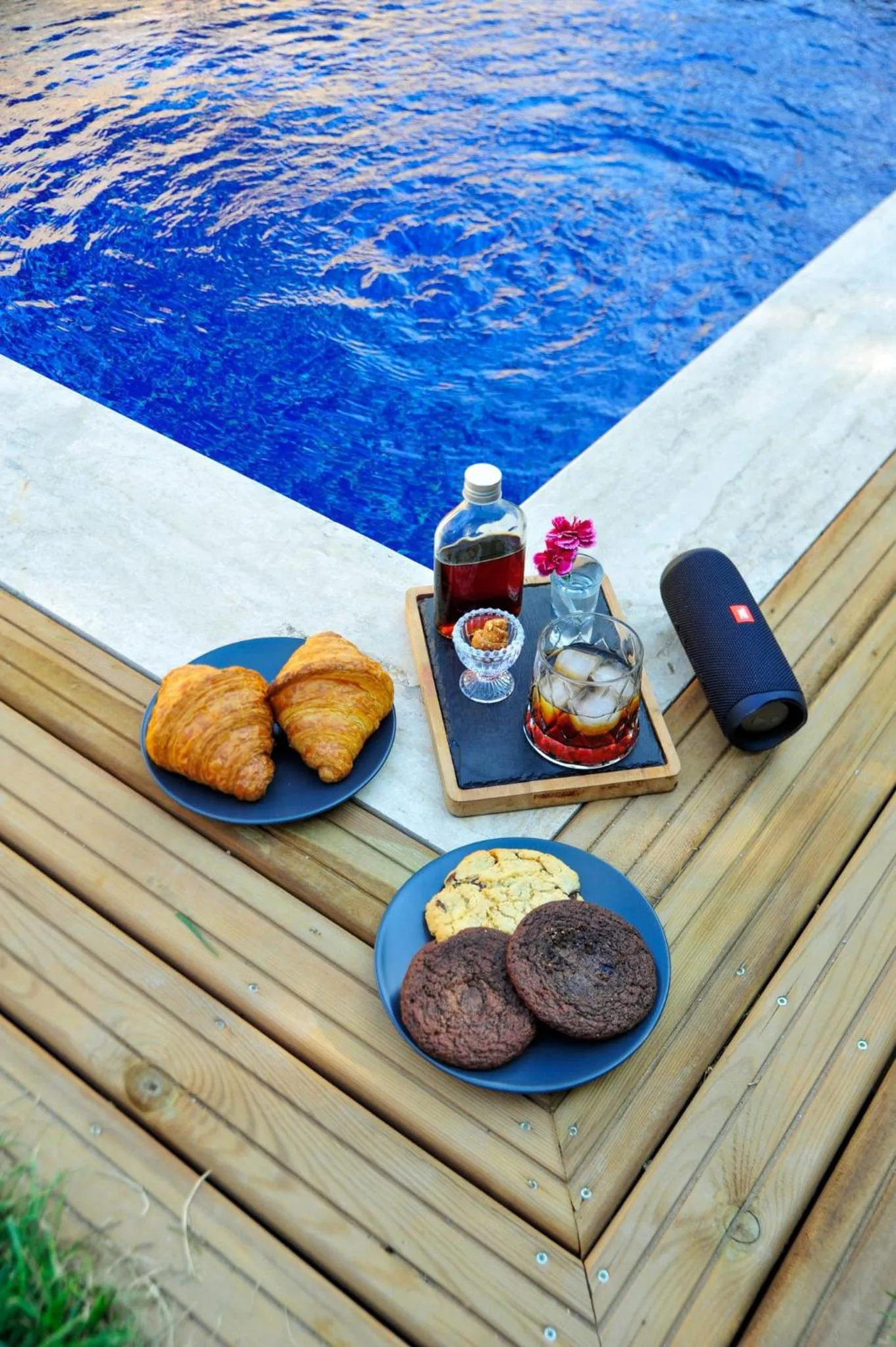 Pool view in Minimalist Sapanca