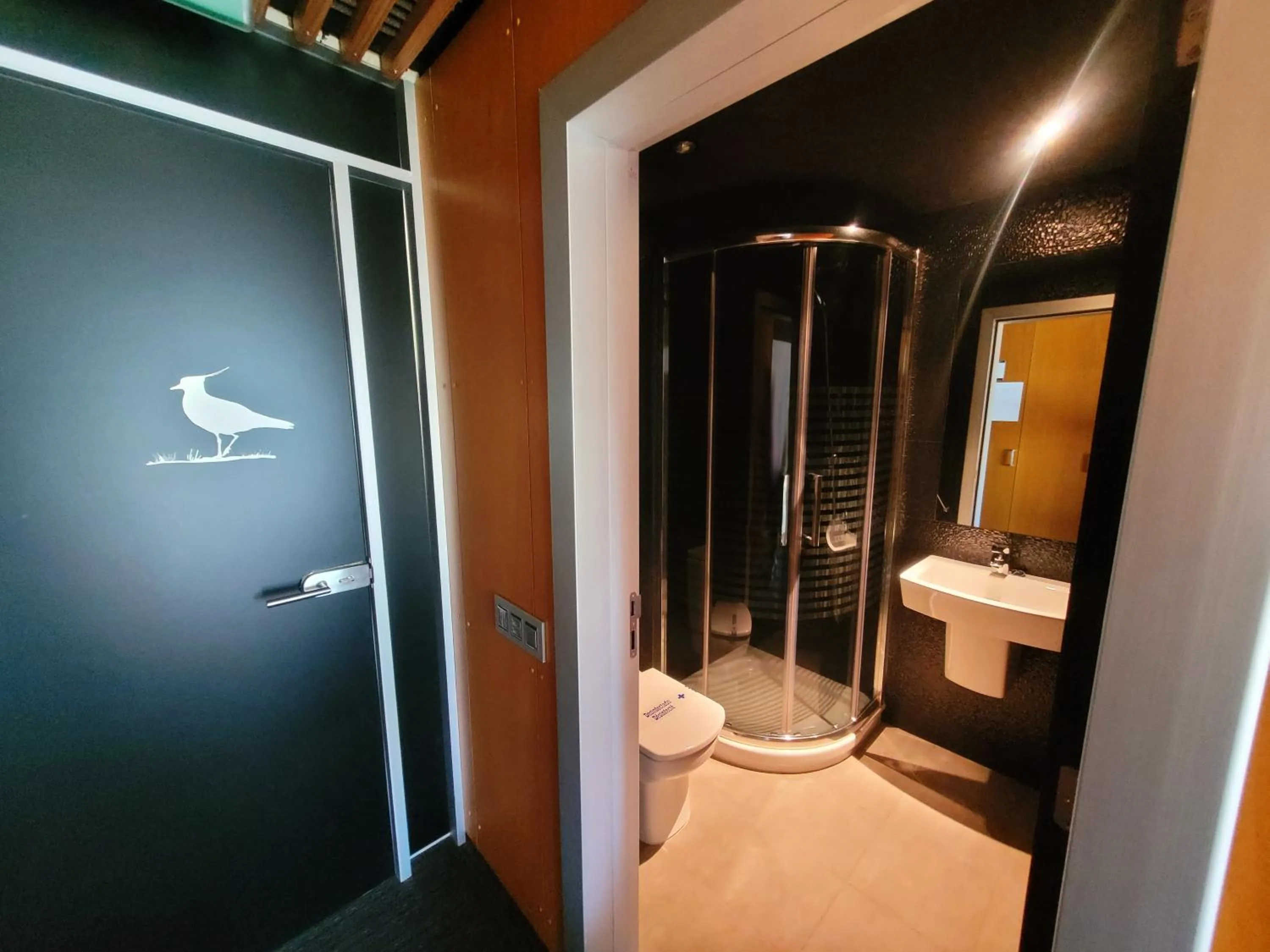 Bathroom in Urdaibai Bird Center