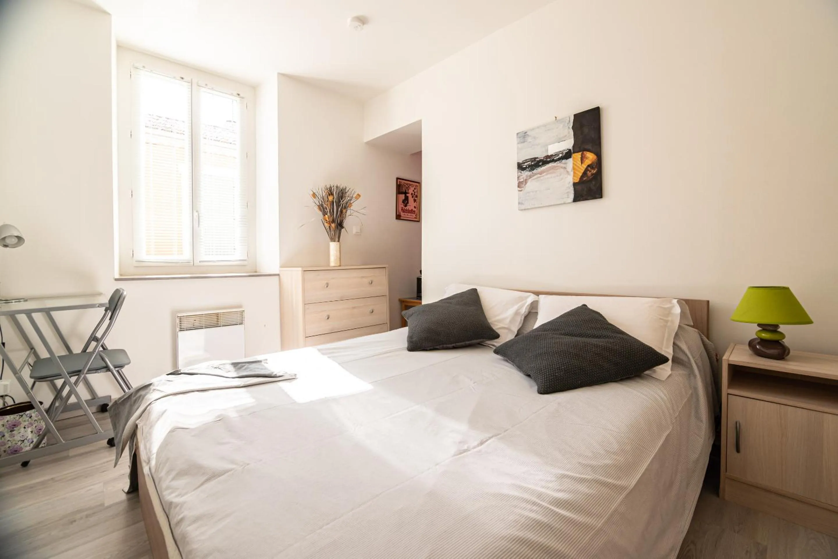 Bedroom, Bed in Le Mazagran