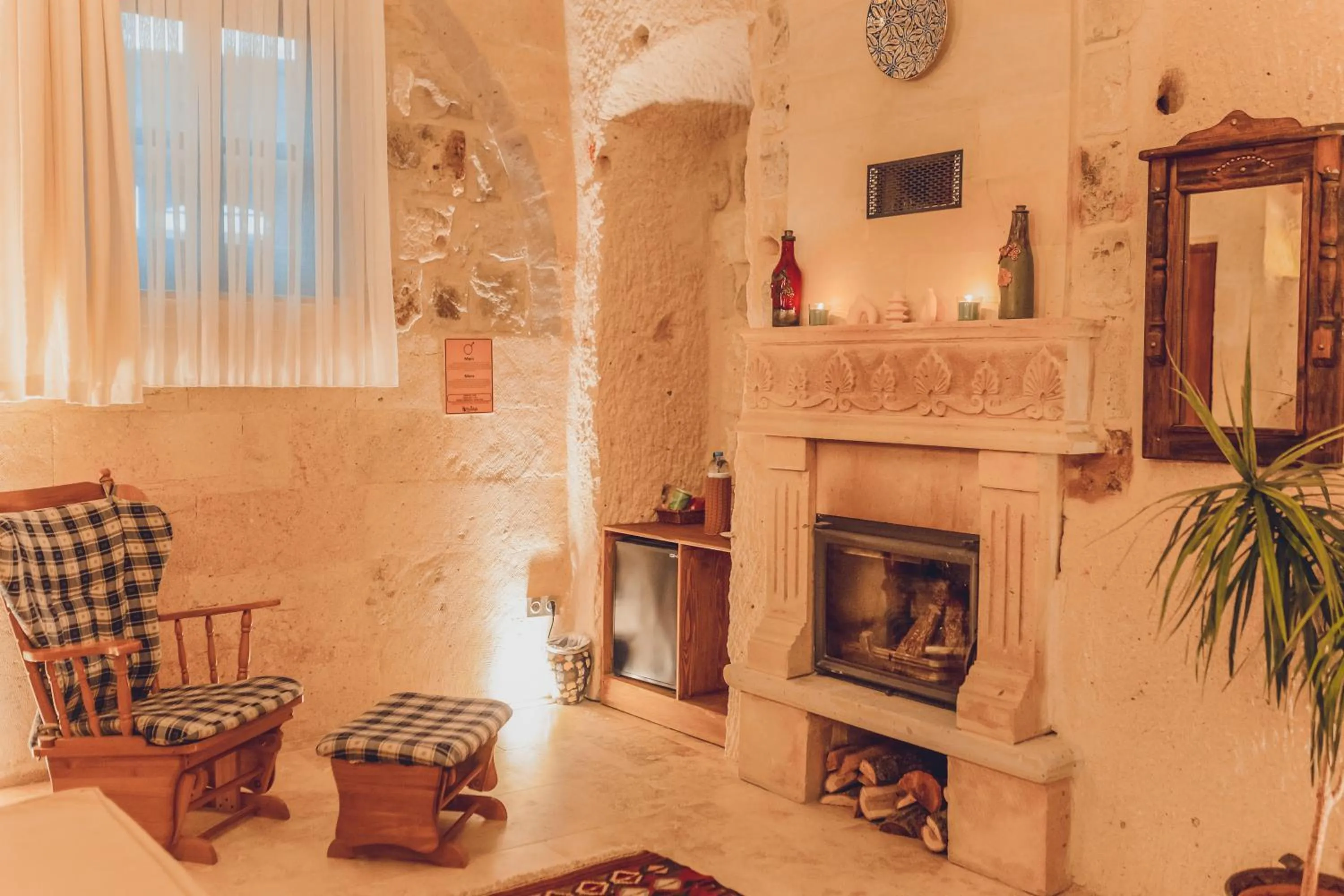 flat iron in Peristyle Cave Cappadocia- Special Class