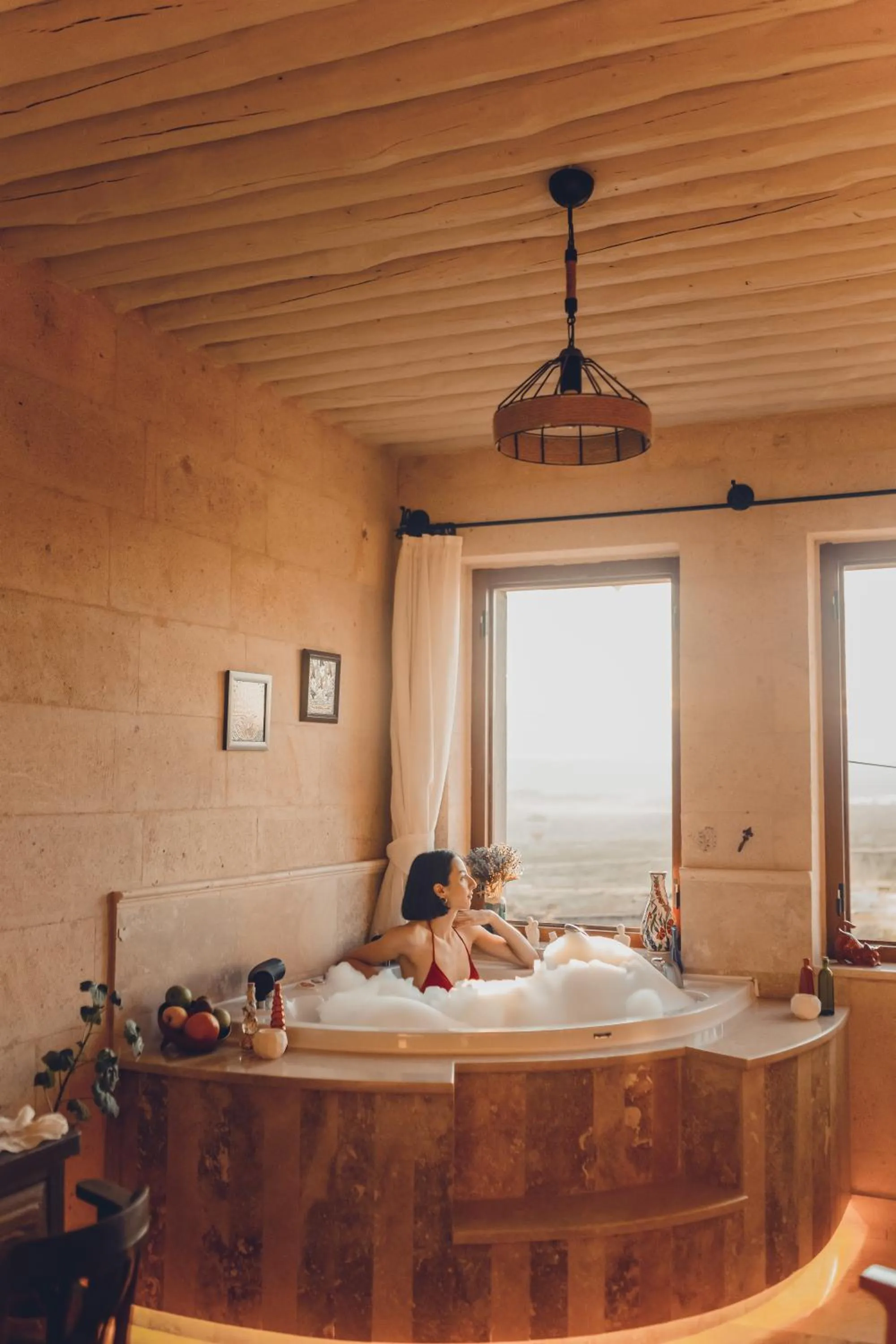 Hot Tub in Peristyle Cave Cappadocia- Special Class