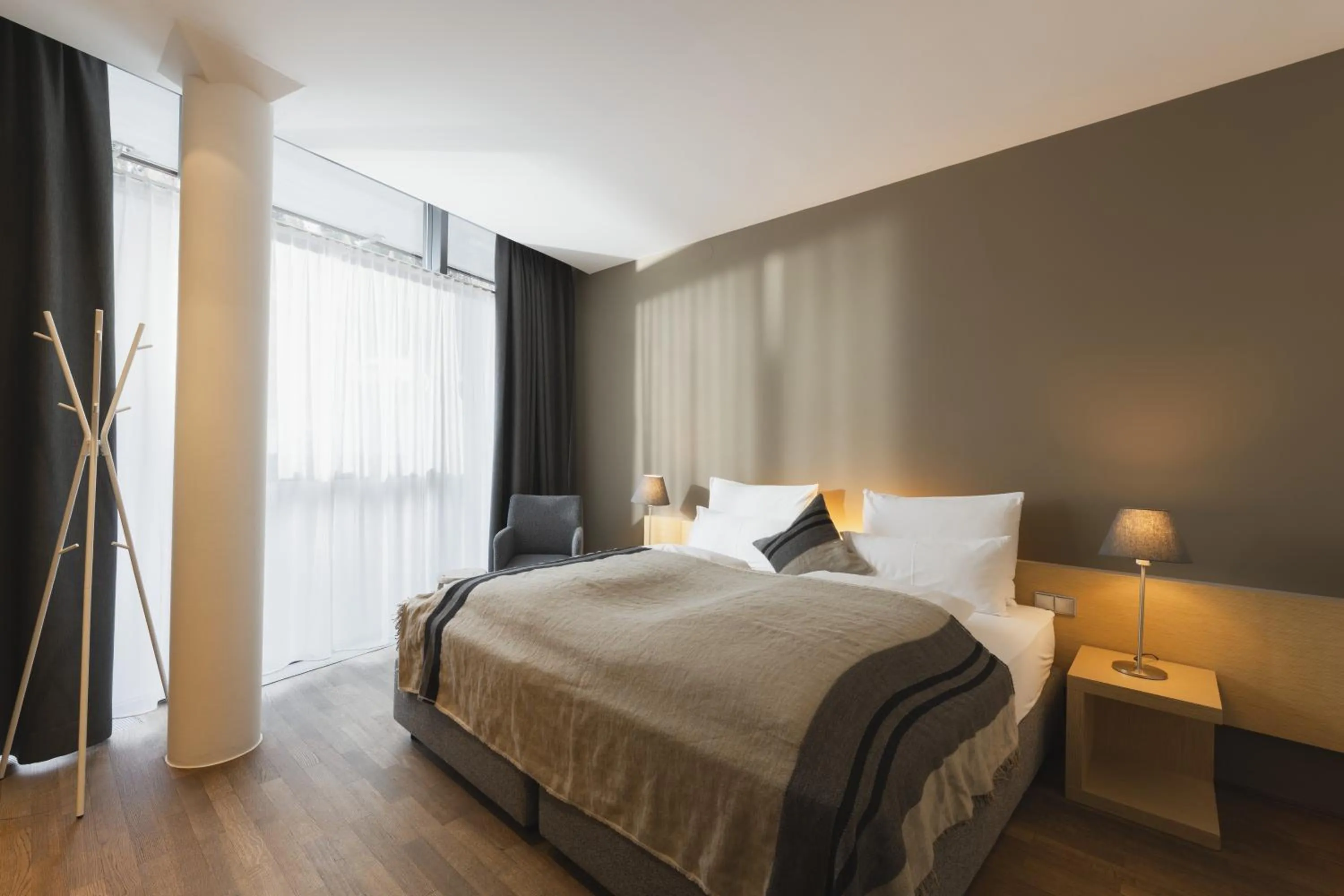 Bedroom, Bed in Skihotel Galzig B&B