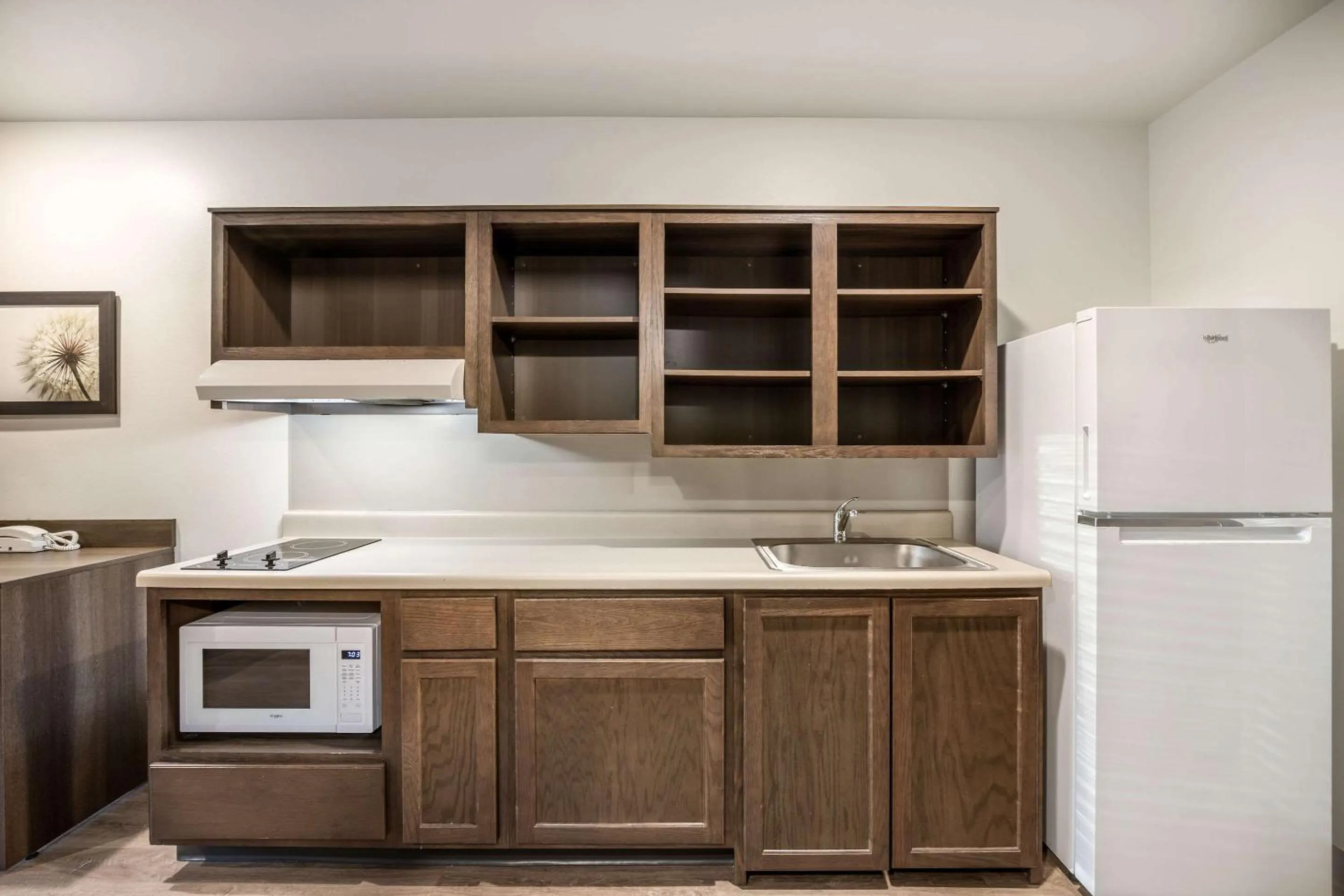 Bedroom in WoodSpring Suites Gurnee - Chicago