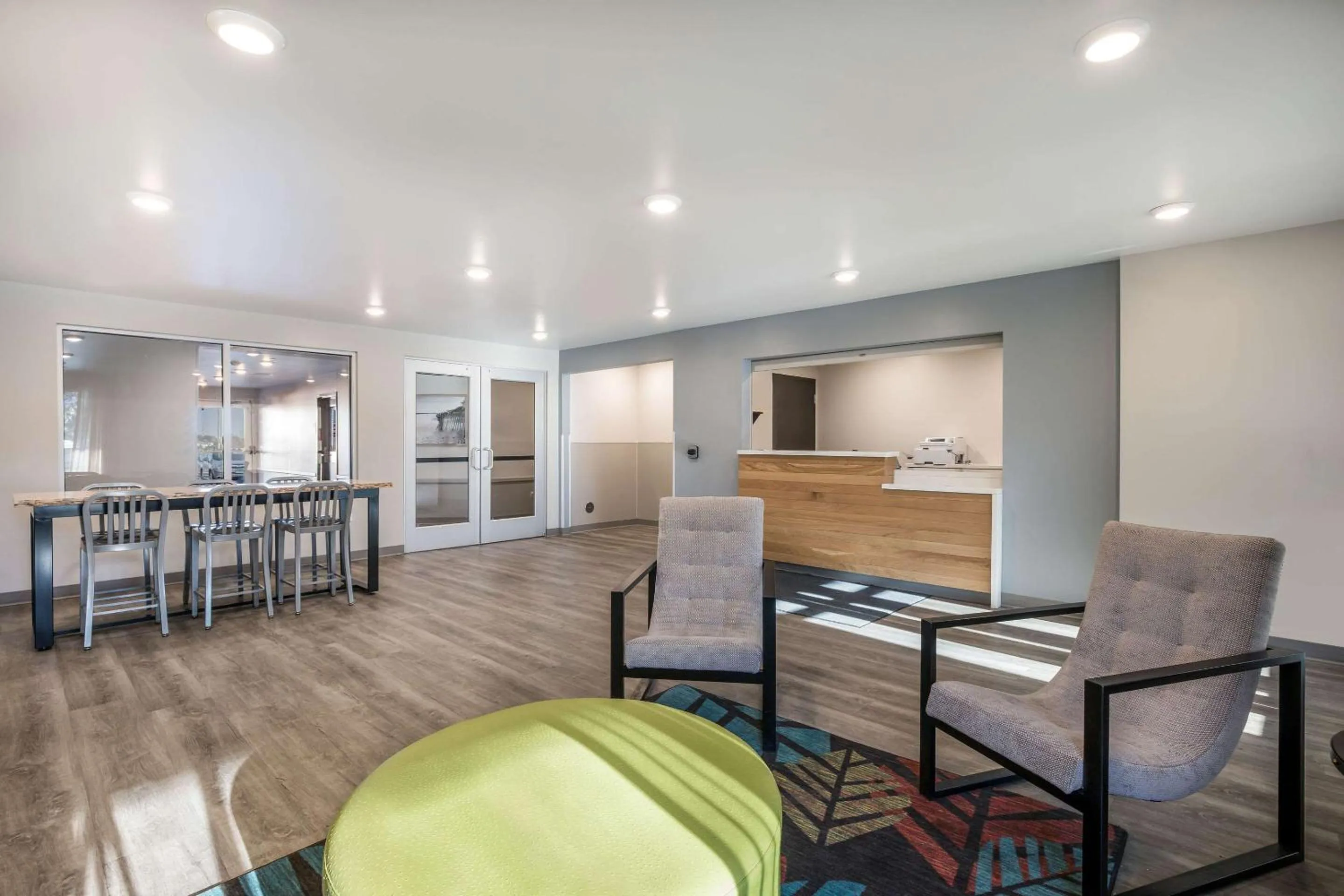 Lobby or reception in WoodSpring Suites Gurnee - Chicago
