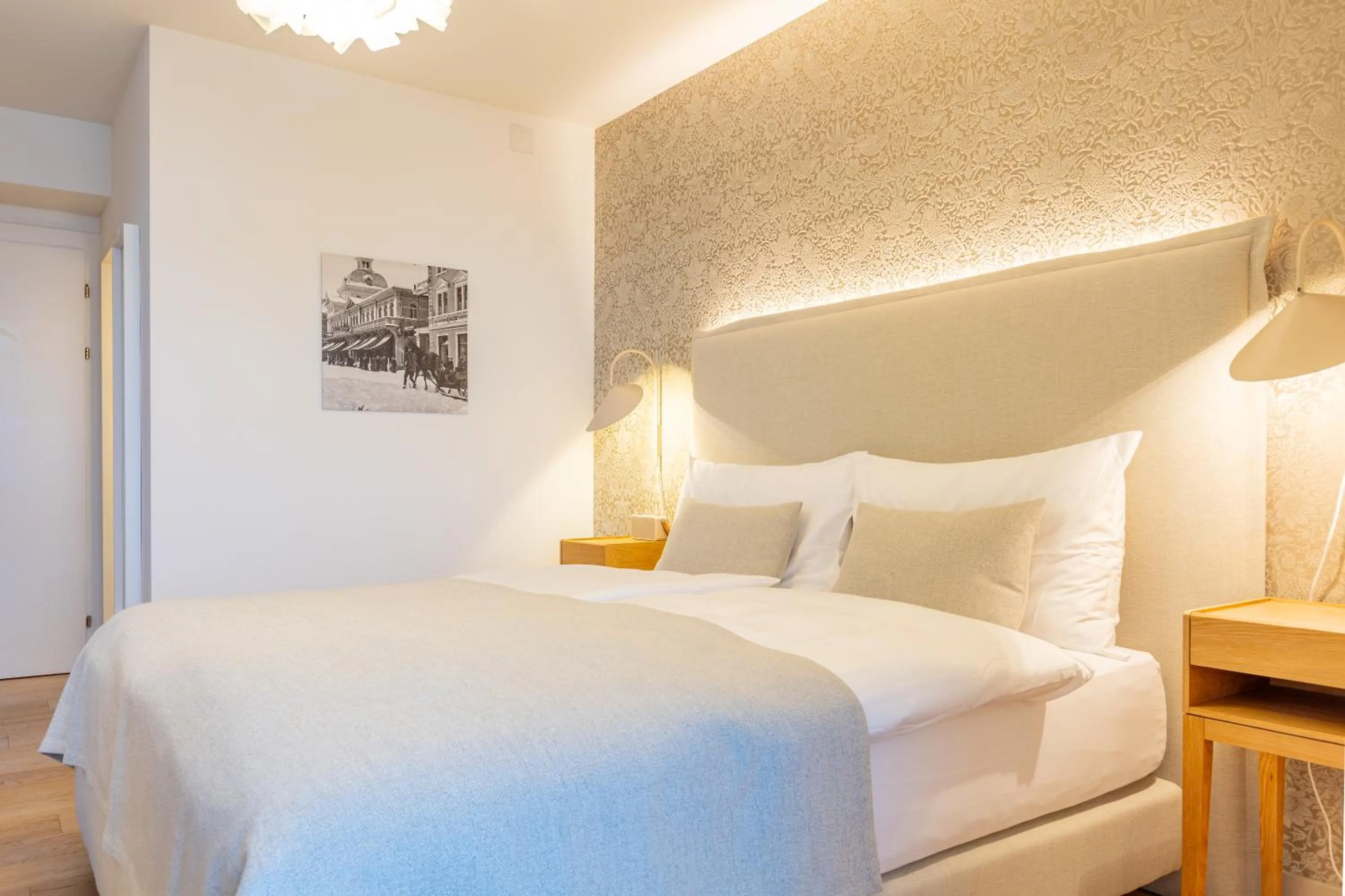 Photo of the whole room, Bed in Hotel Edelweiss