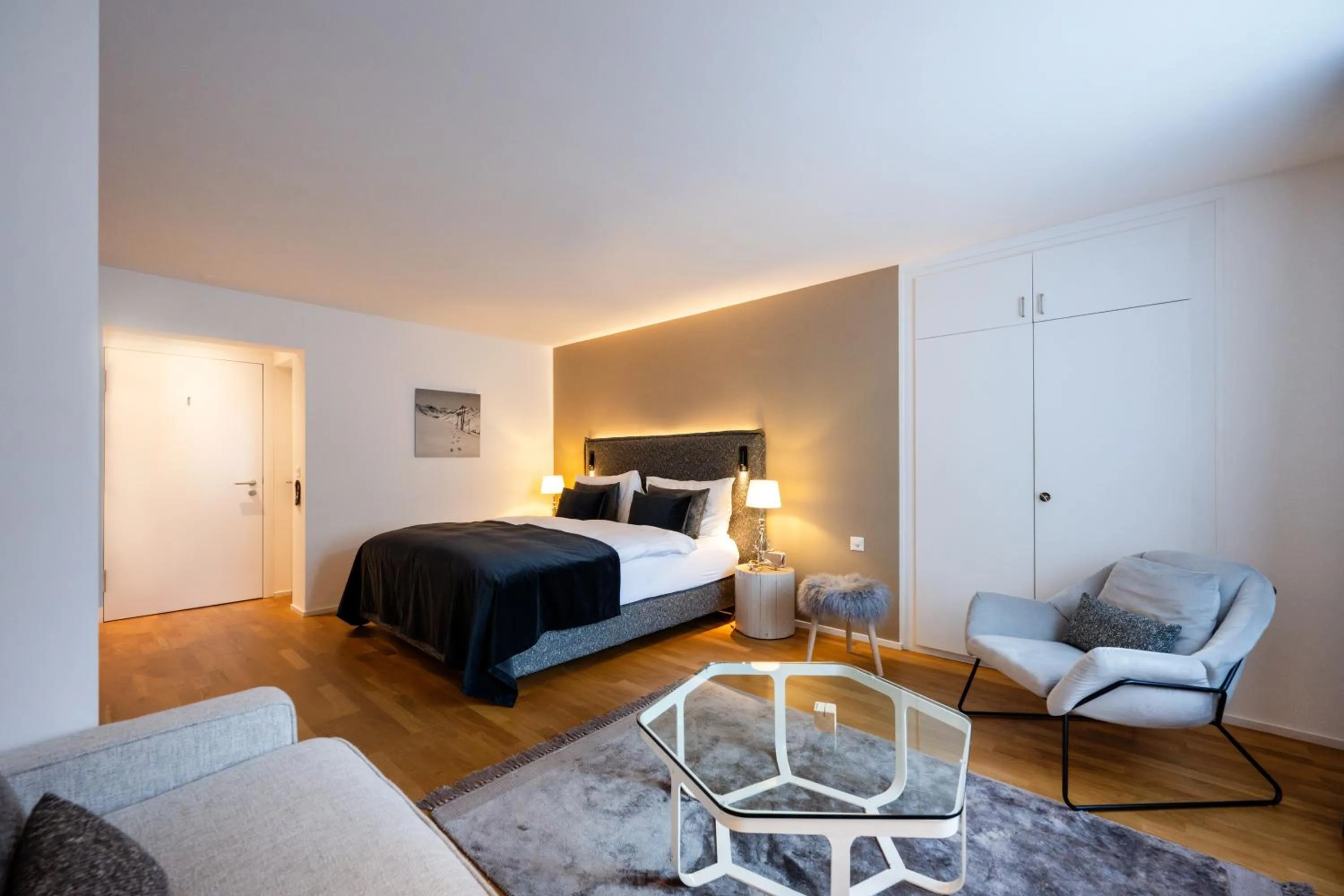 Photo of the whole room, Bed in Hotel Edelweiss