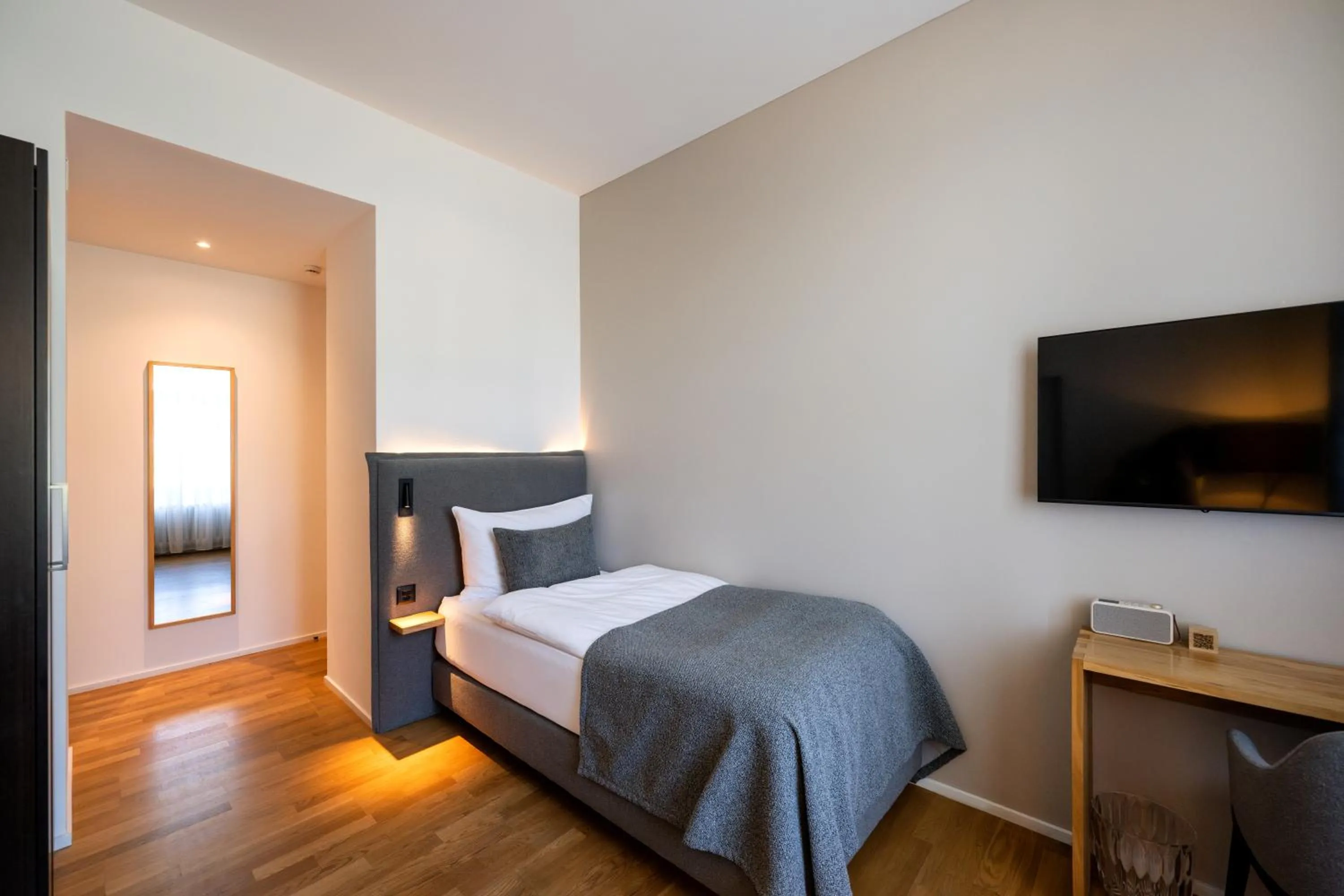 Photo of the whole room, Bed in Hotel Edelweiss