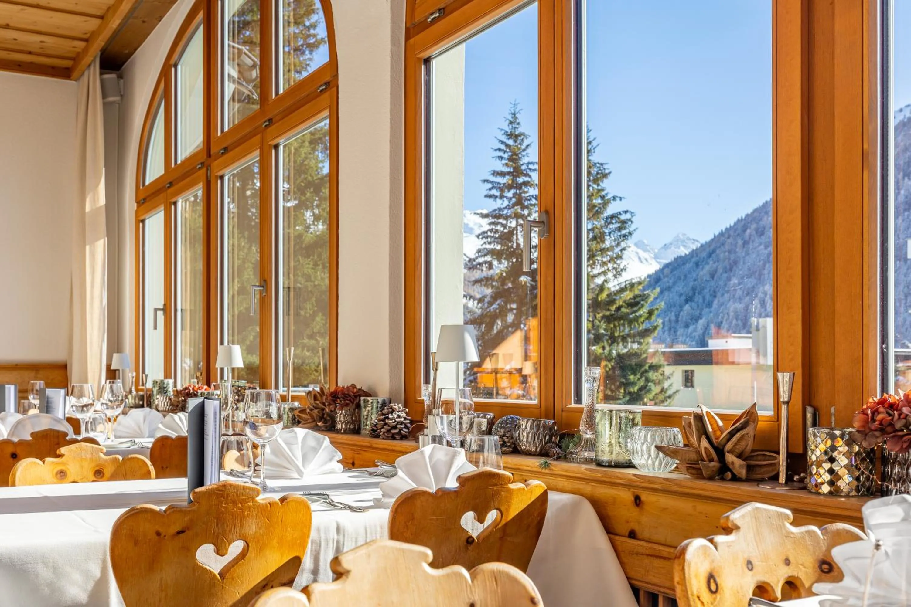 Restaurant/places to eat in Hotel Edelweiss