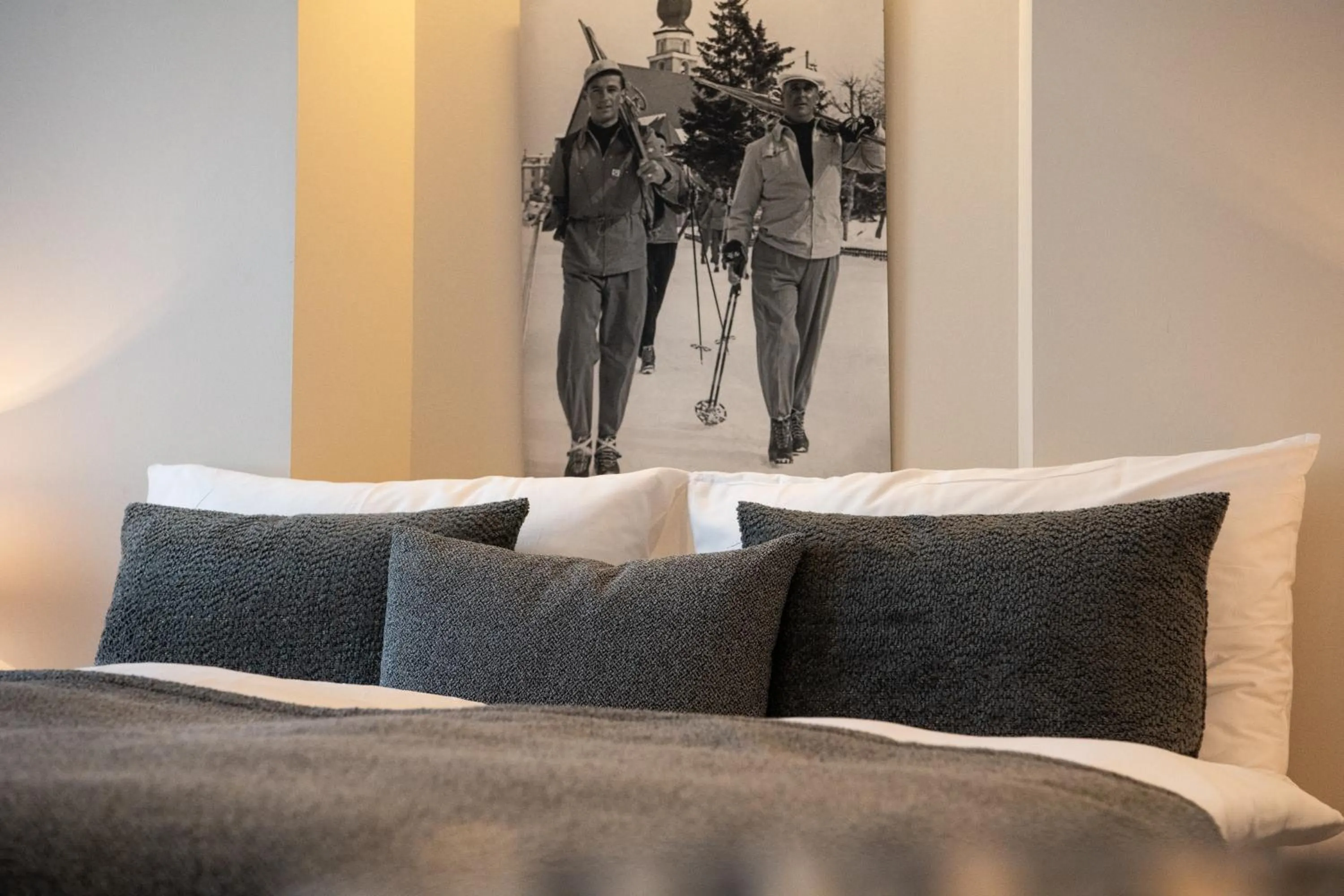 Bed in Hotel Edelweiss