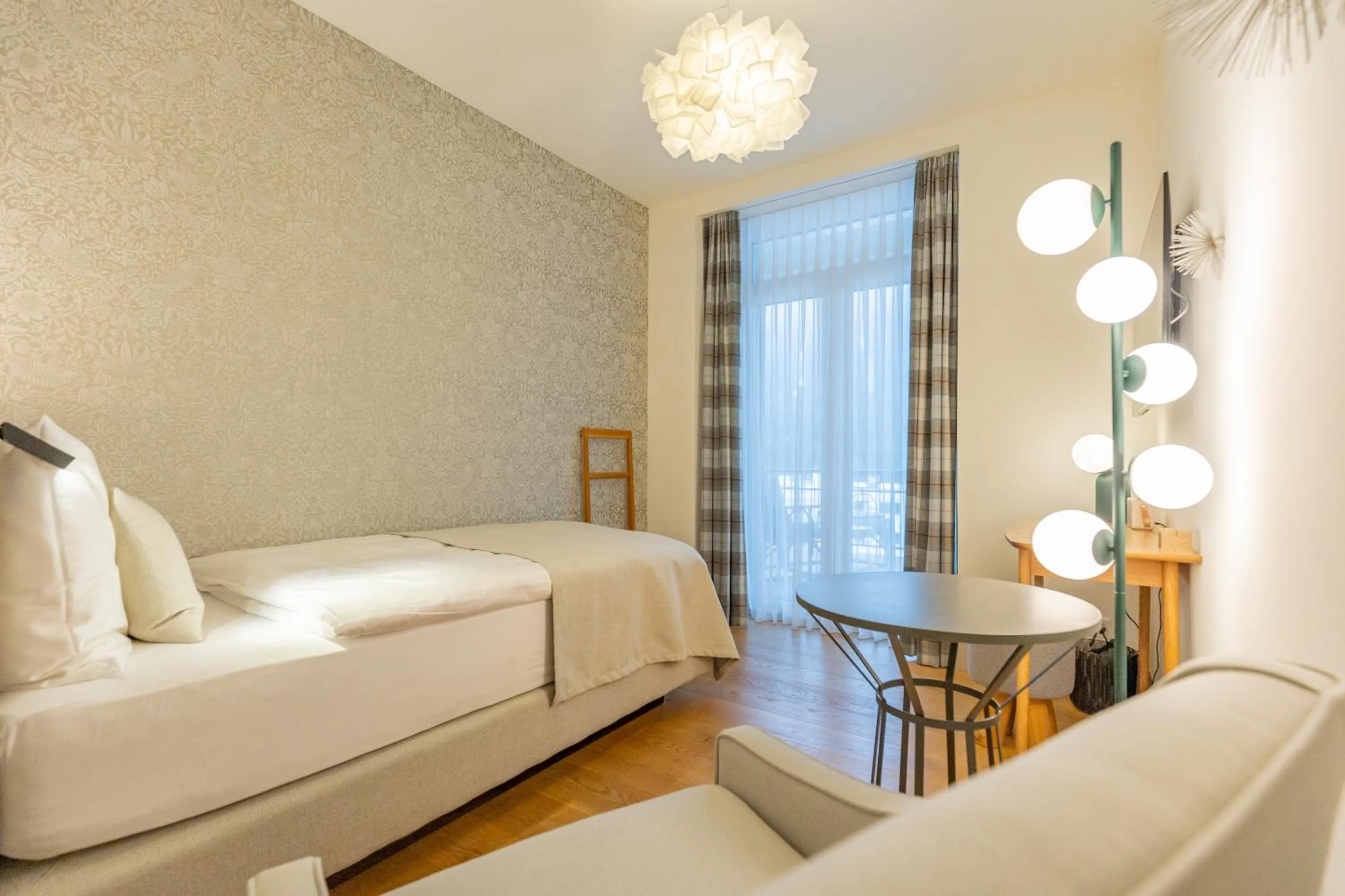 Photo of the whole room, Bed in Hotel Edelweiss