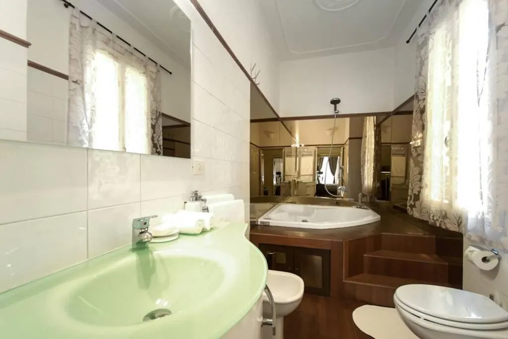 Bathroom in Banchi - Classic apartment between Navona and Campo dei Fiori