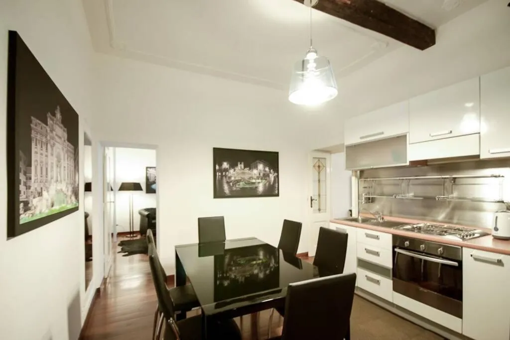 Kitchen or kitchenette in Banchi - Classic apartment between Navona and Campo dei Fiori