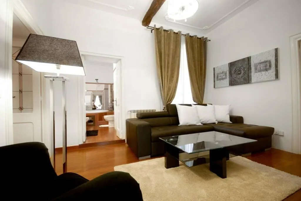 Living room in Banchi - Classic apartment between Navona and Campo dei Fiori