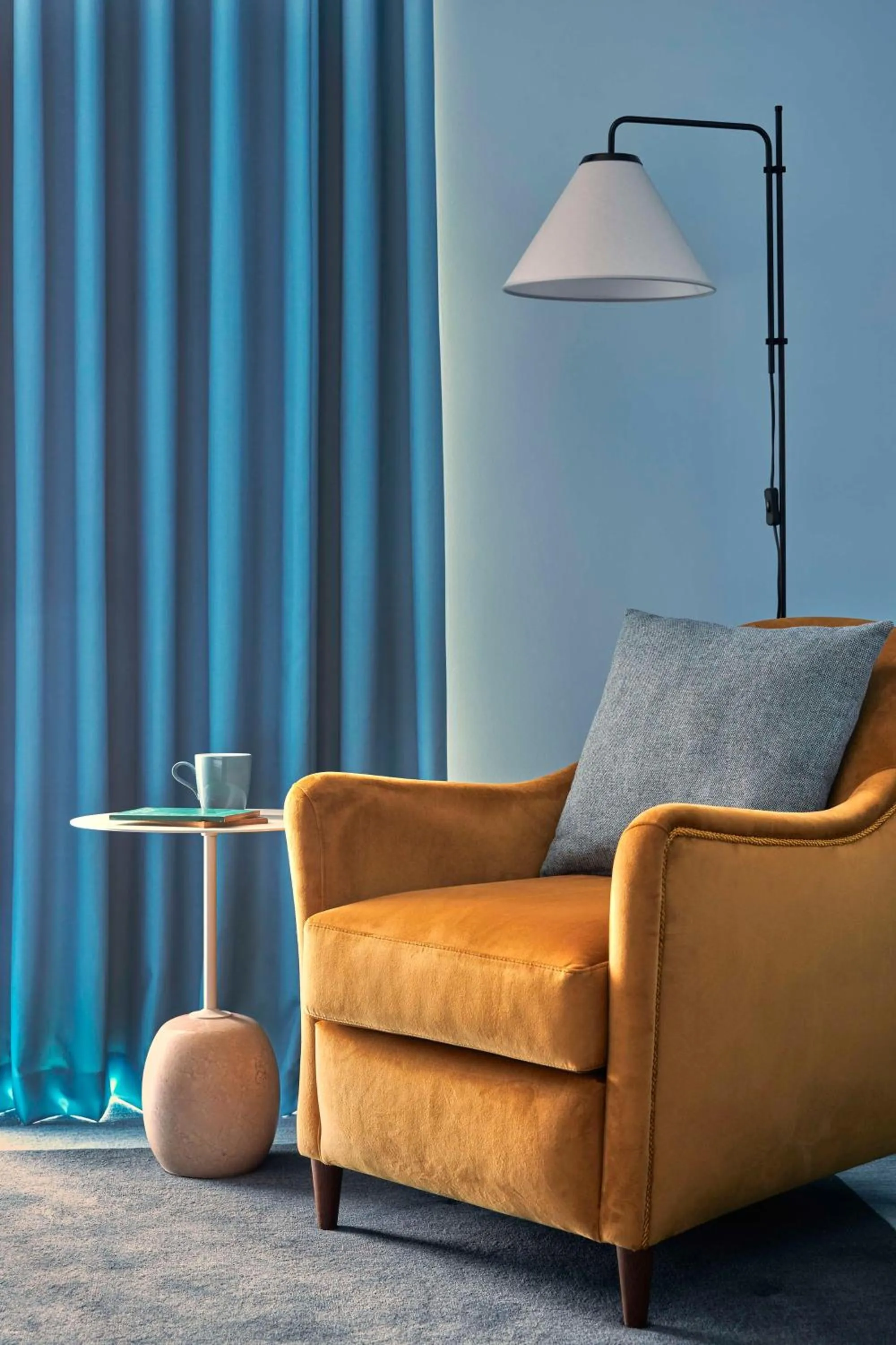 Seating area in Hyatt Centric Cambridge